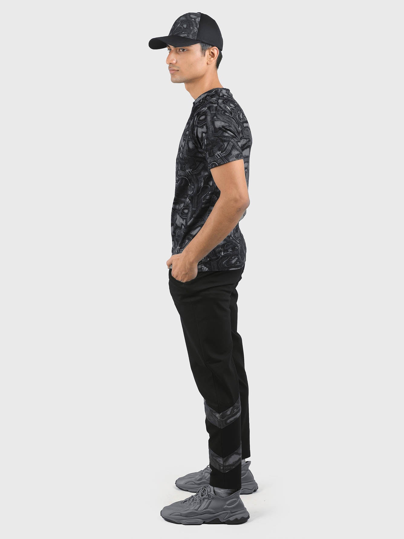 Men Visceral wires Tee