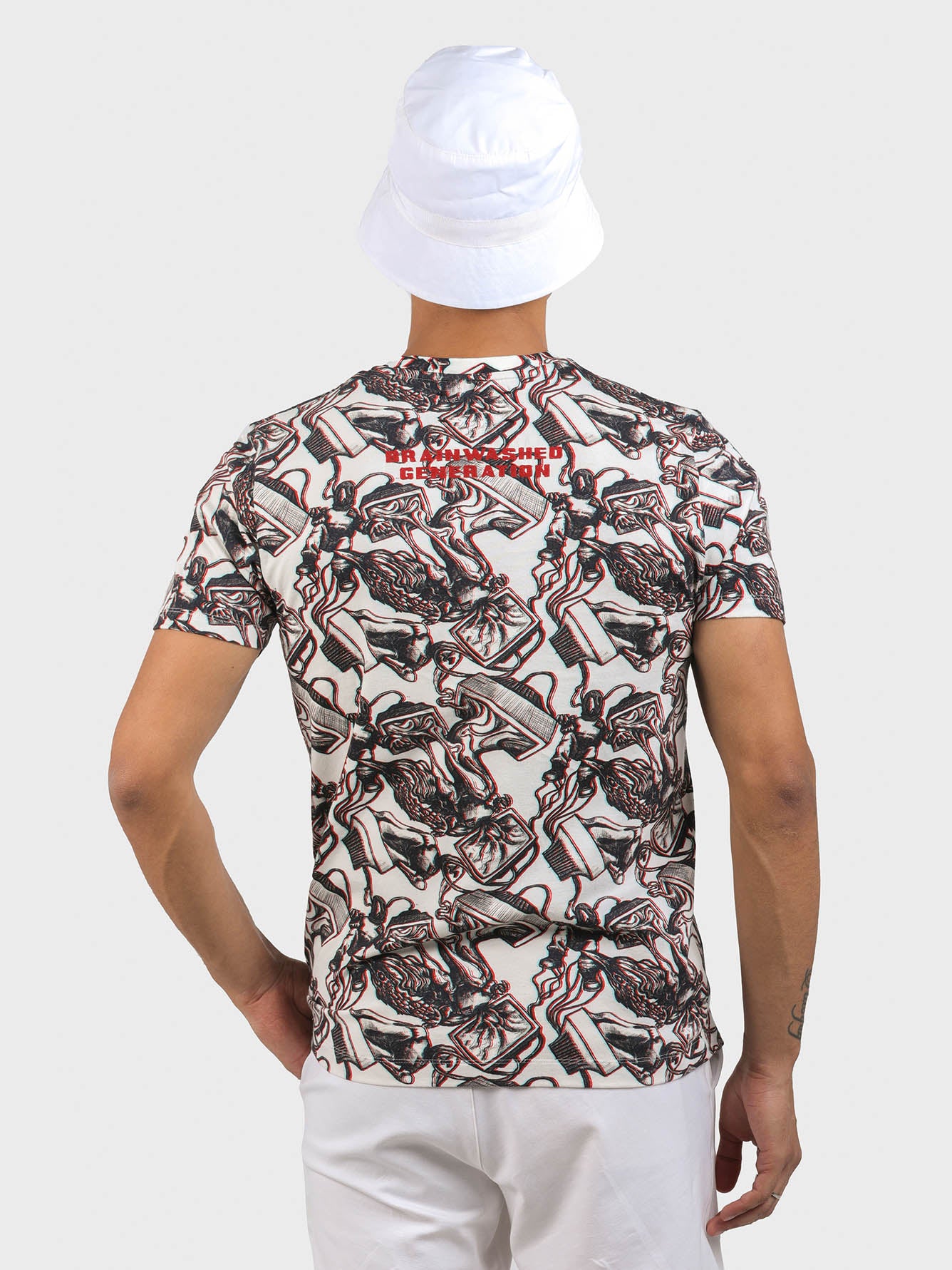 Men Embroidered Printed Tee