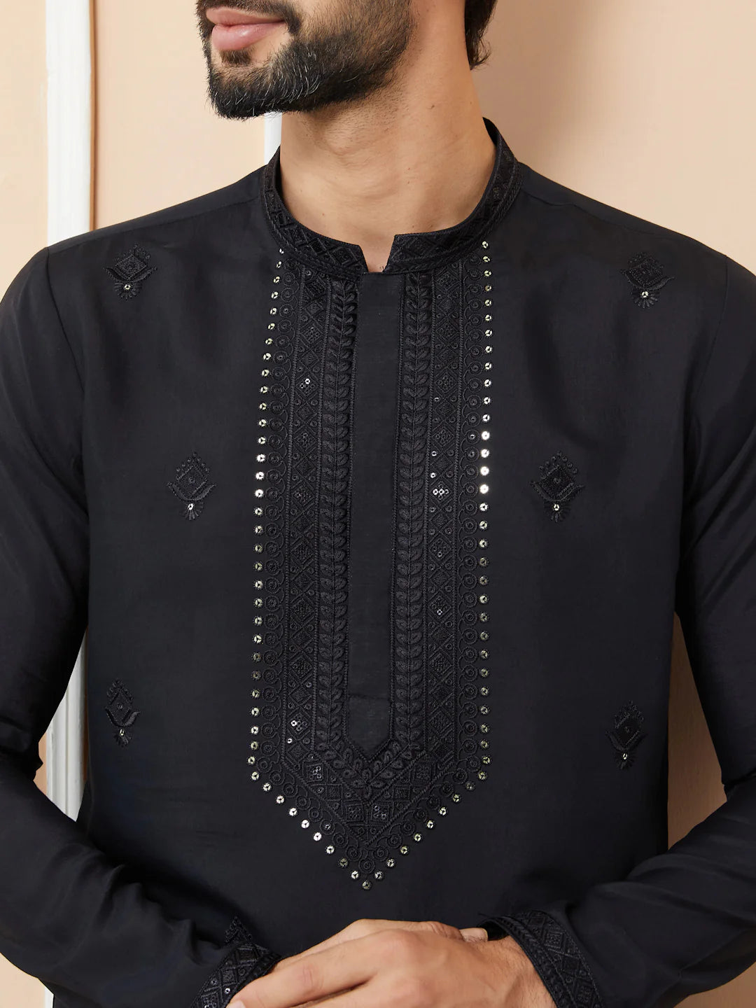 Men Black Embroidered Chanderi Silk Straight Kurta