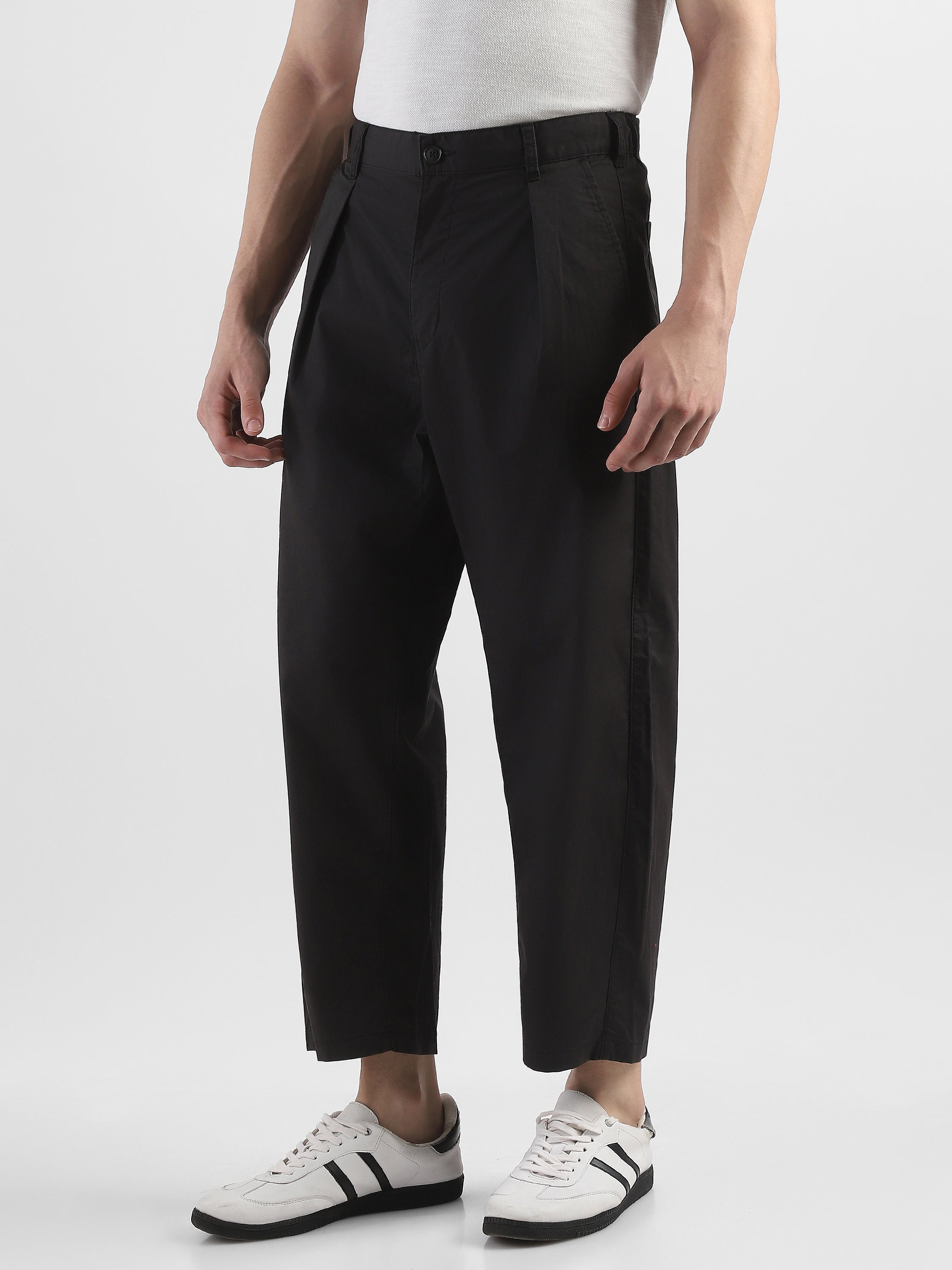 Men Black Pleated Mid Rise Comfort Fit Trousers