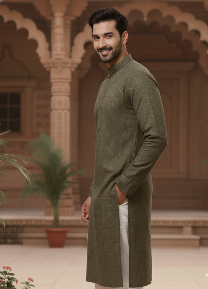 Men Green Zig Zag Embroidered Kurta