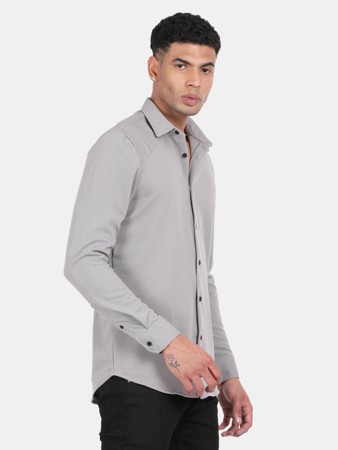 Men Silver Slim Fit Spread Collar Full Sleeve Casual Shirt