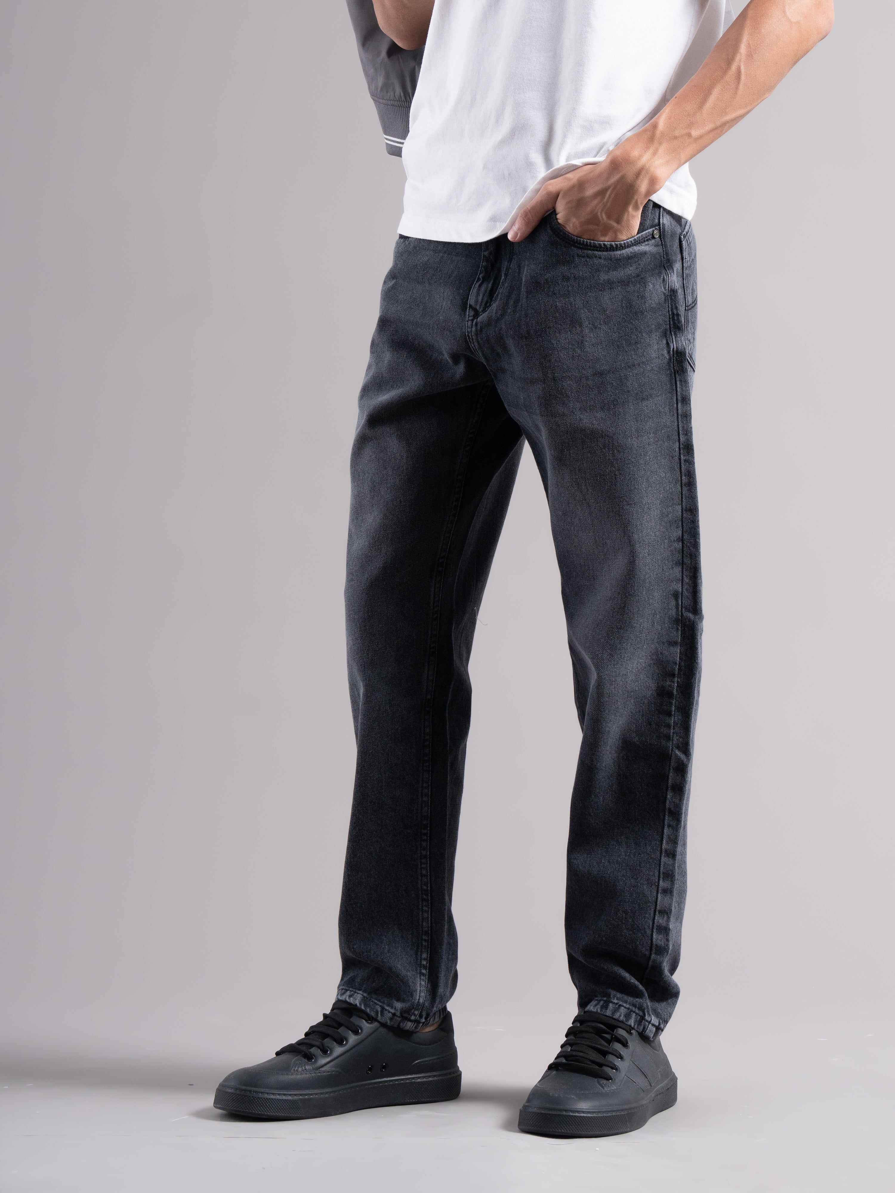 Men Grey Regular Fit Jeans