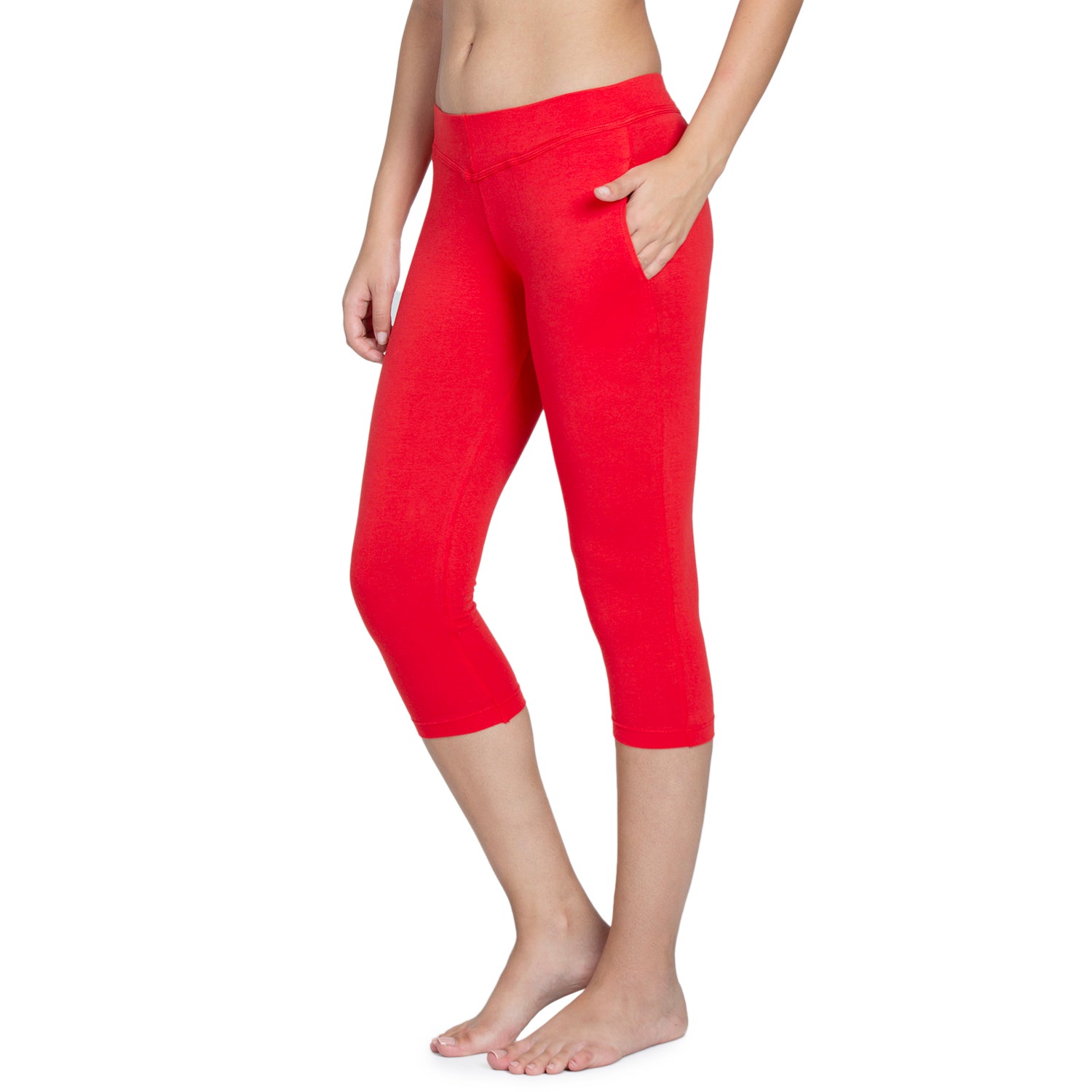 Women Red 3/4th Length Capri