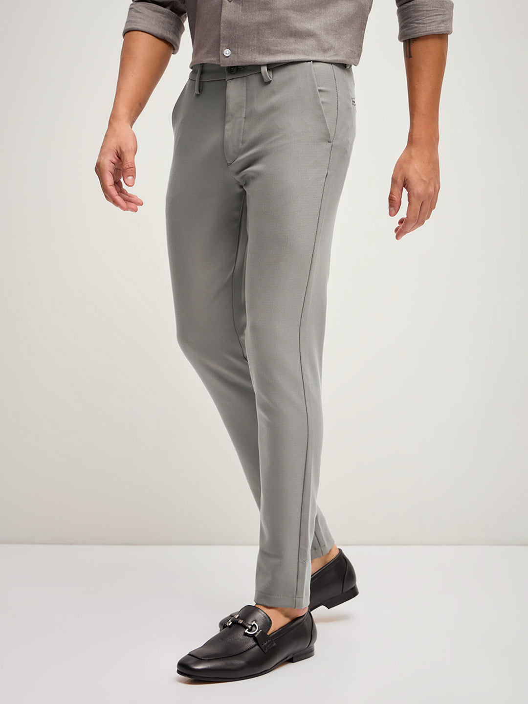 Men Grey Solid 4 Way Stretch Formal Trouser
