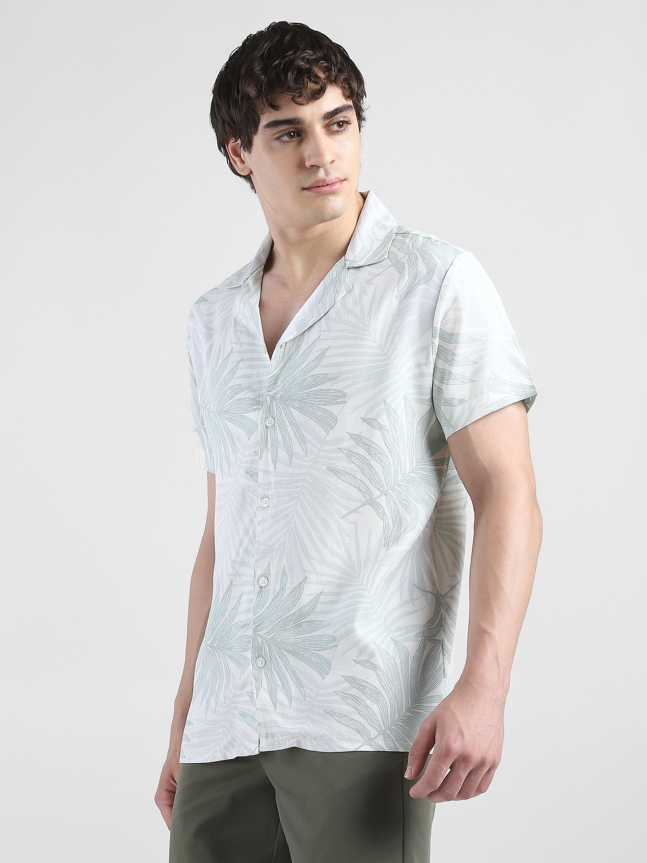 Men Tropical Printed Casual Shirt
