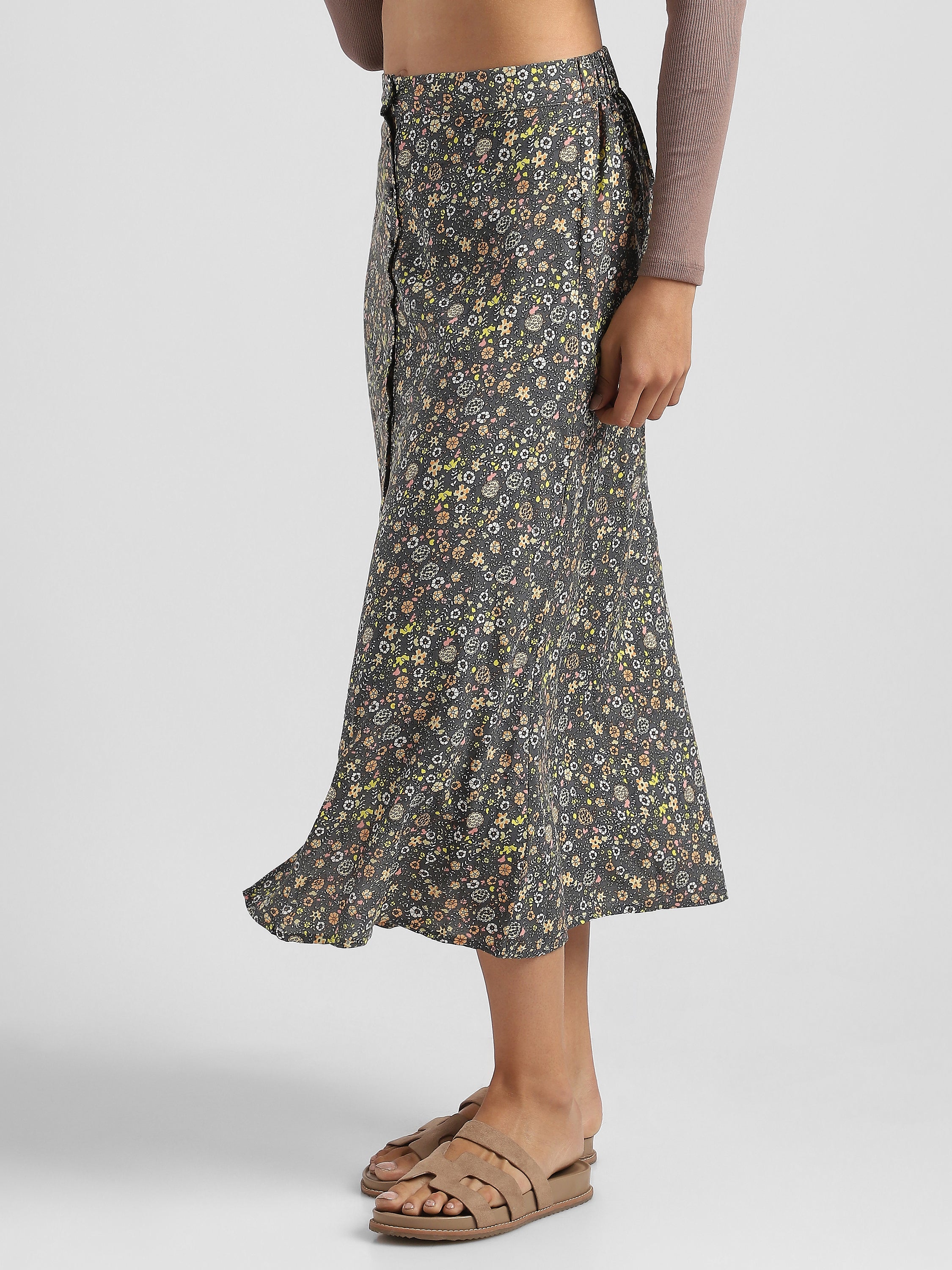 Women Grey Floral Printed Straight Fit Skirt