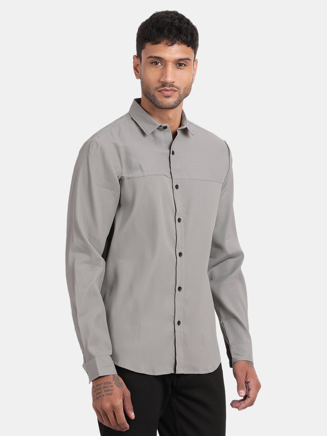 Men Silver Slim Fit Spread Collar Full Sleeve Casual Shirt