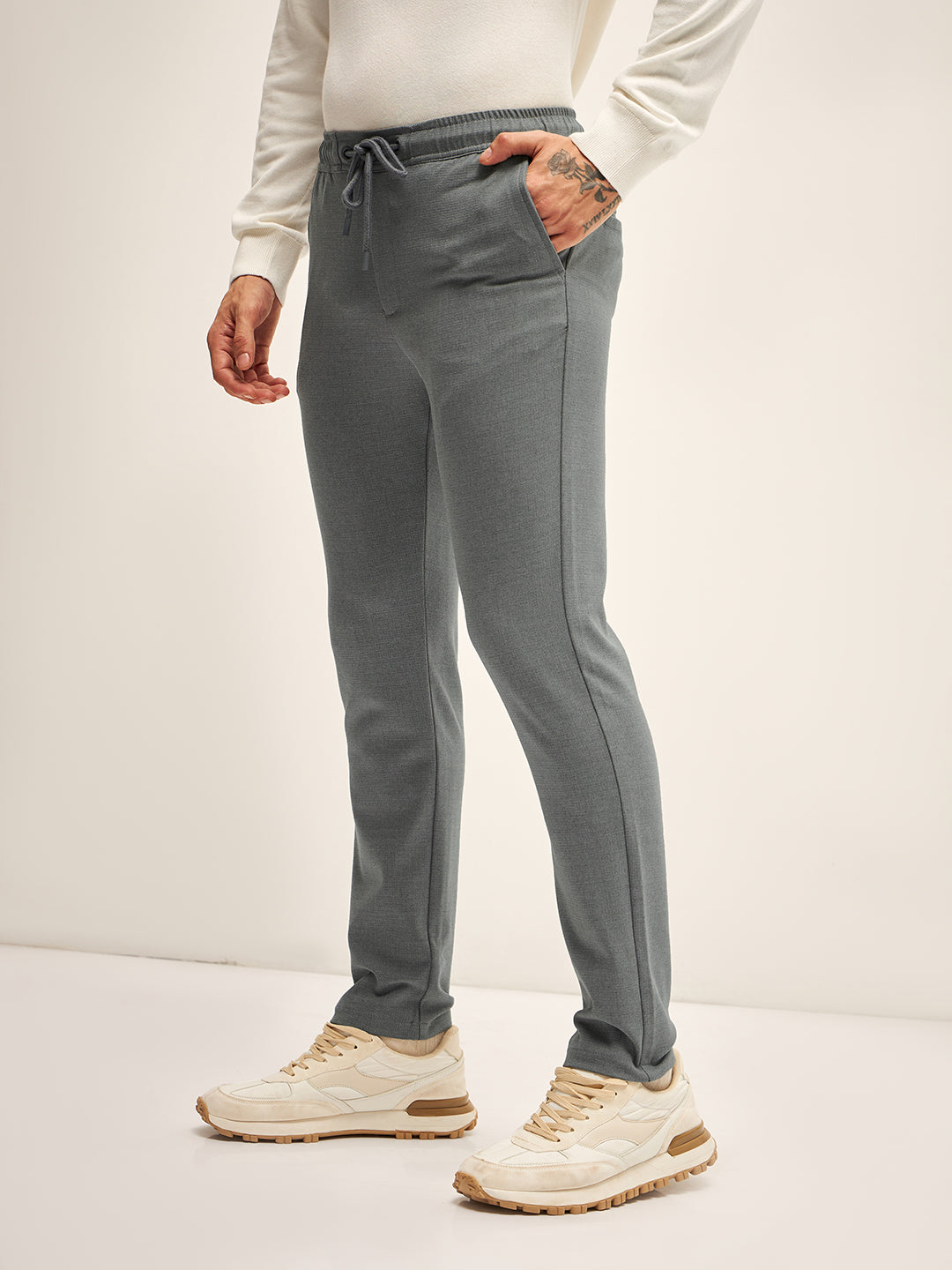 Men Grey Solid 4 Way Stretch Formal Trouser