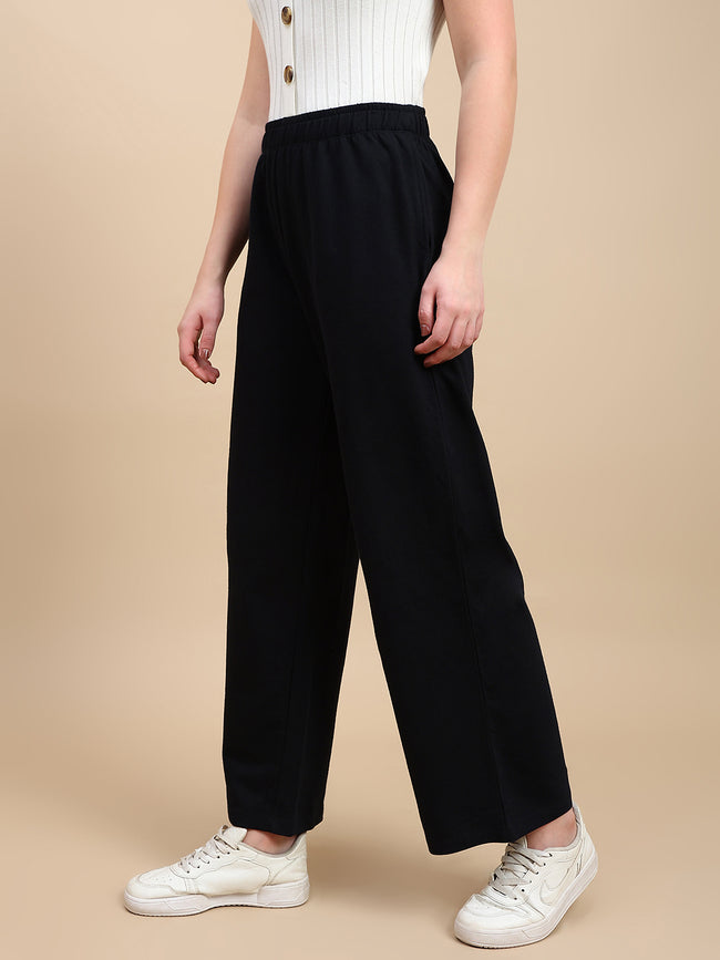 Women Black Pleated Flare Straight Pant
