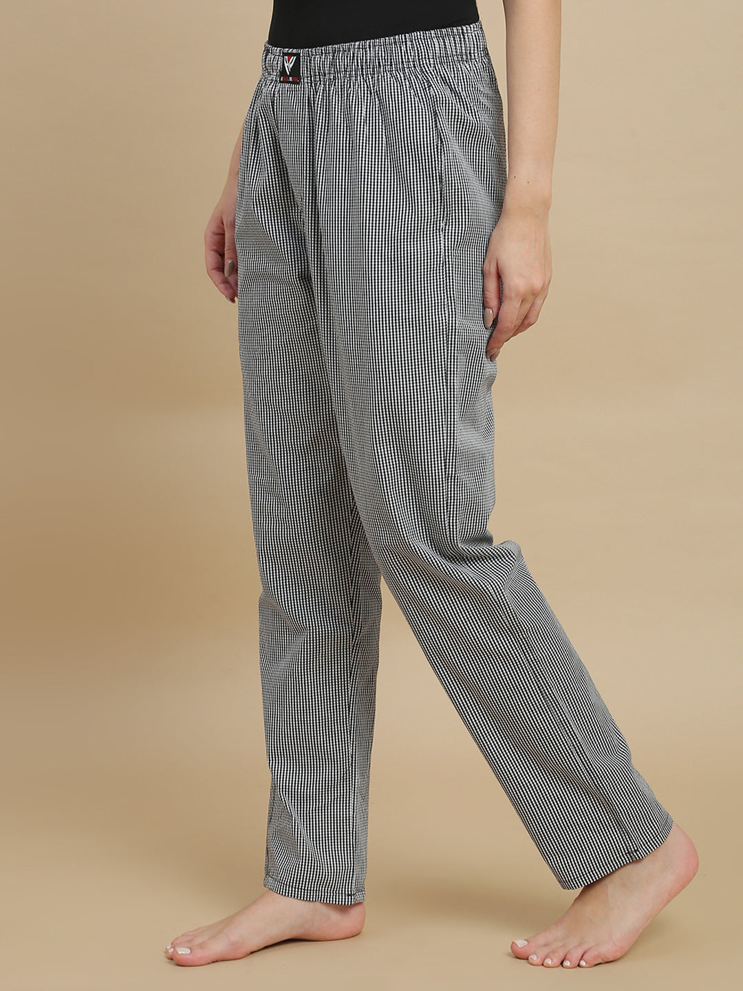 Women Black & White Micro Checked Cotton Pyjamas