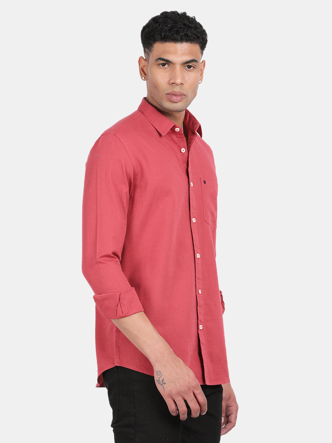 Men Red Slim Fit Spread Collar Full Sleeve Casual Shirt