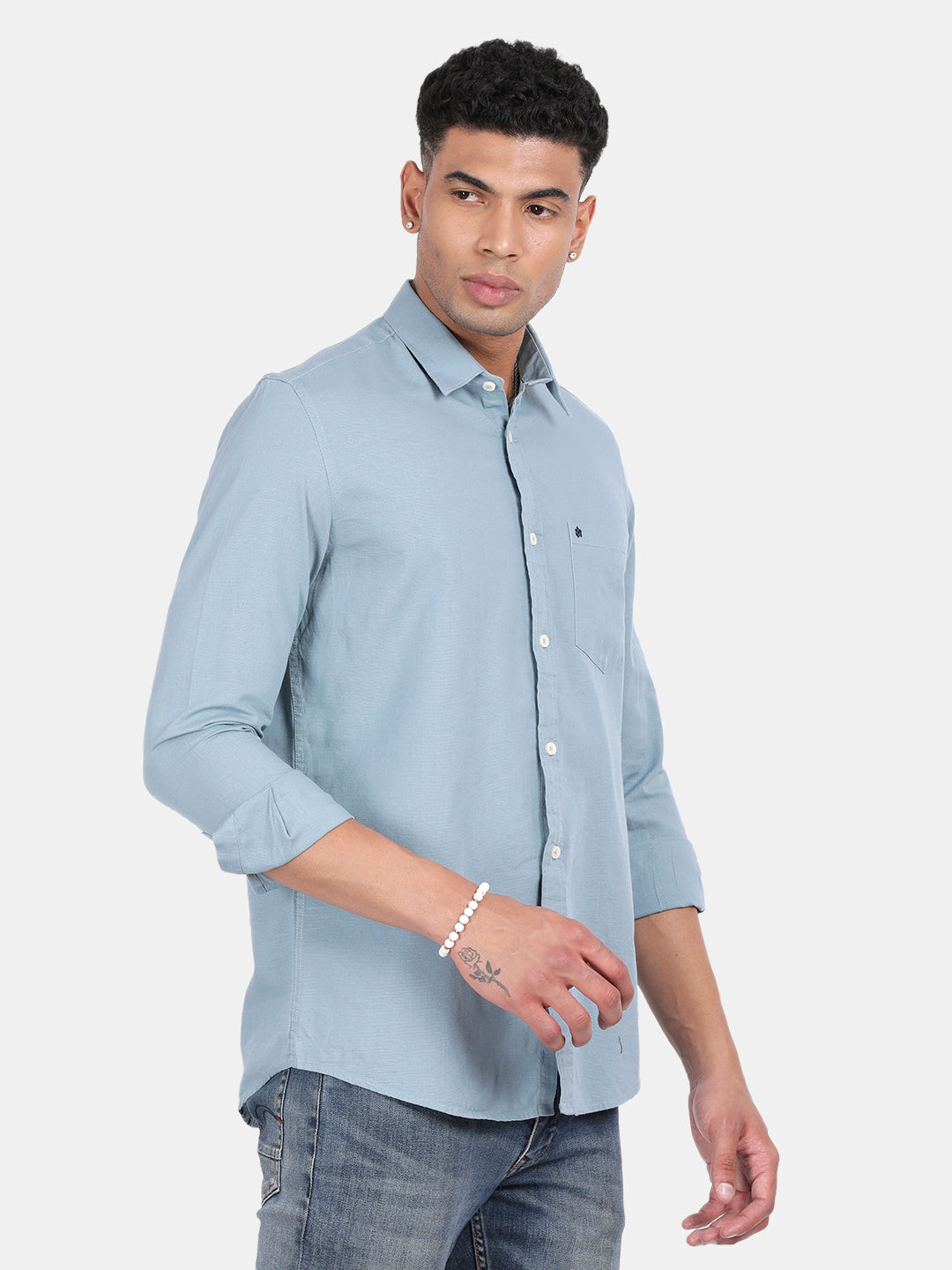 Men Light Blue Slim Fit Spread Collar Full Sleeve Casual Shirt