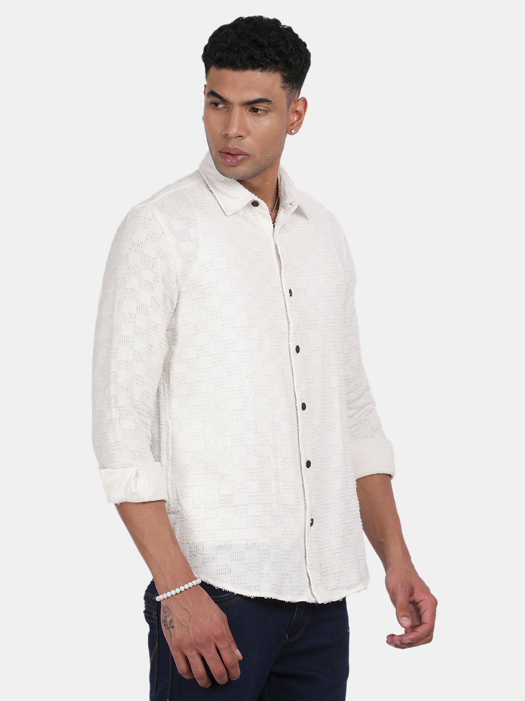 Men White Slim Fit Spread Collar Full Sleeve Casual Shirt