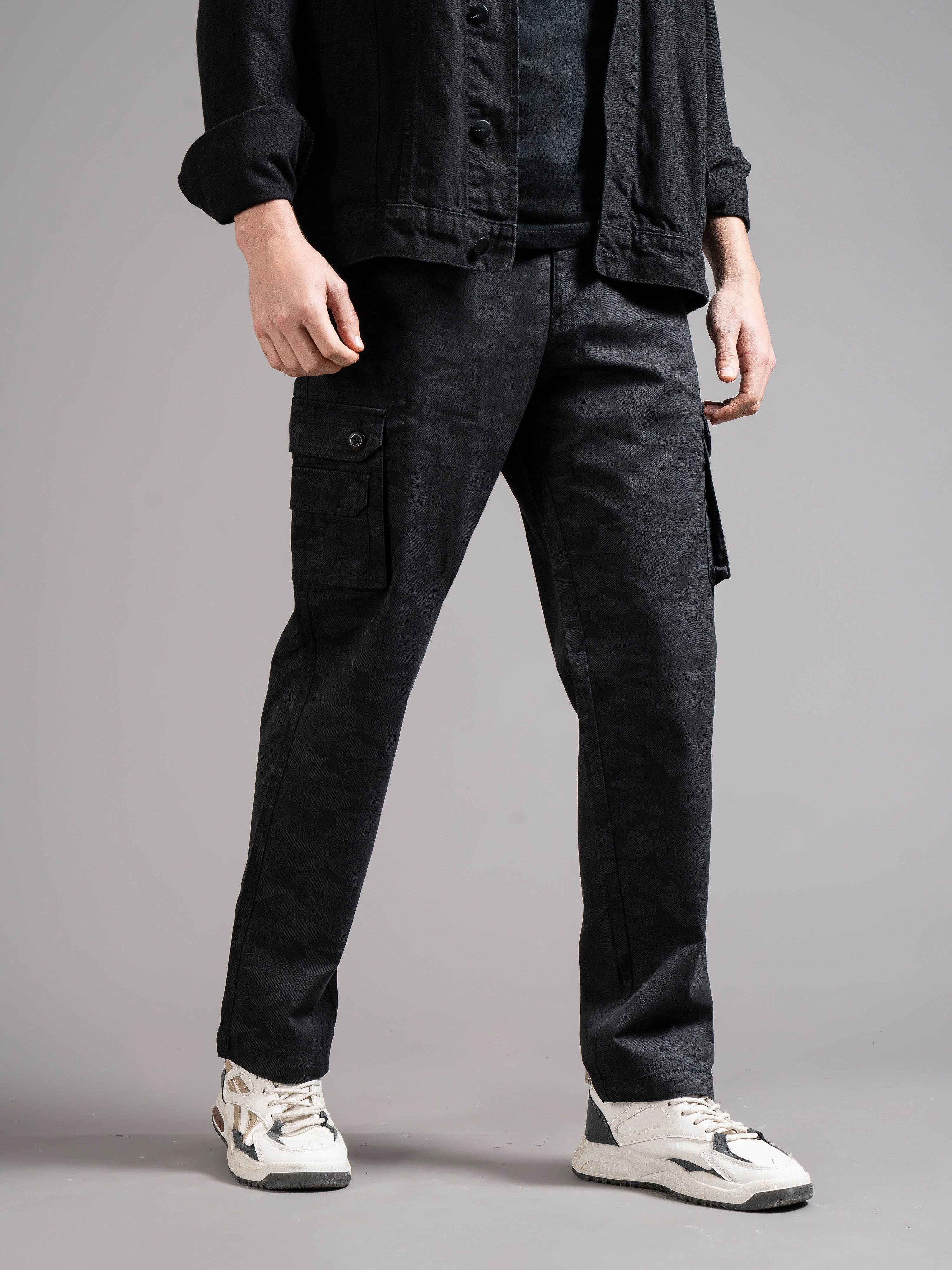 Men Black Relaxed Fit Cargo Trouser