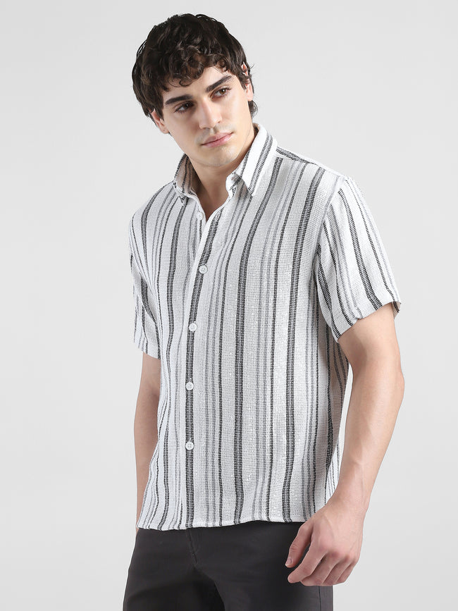Men White Regular Fit Shirts