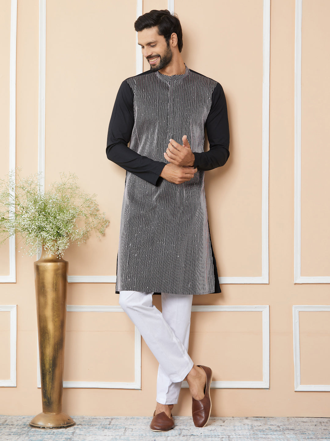 Men Black Thread & Sequin Worked Pure Cotton Straight Kurta