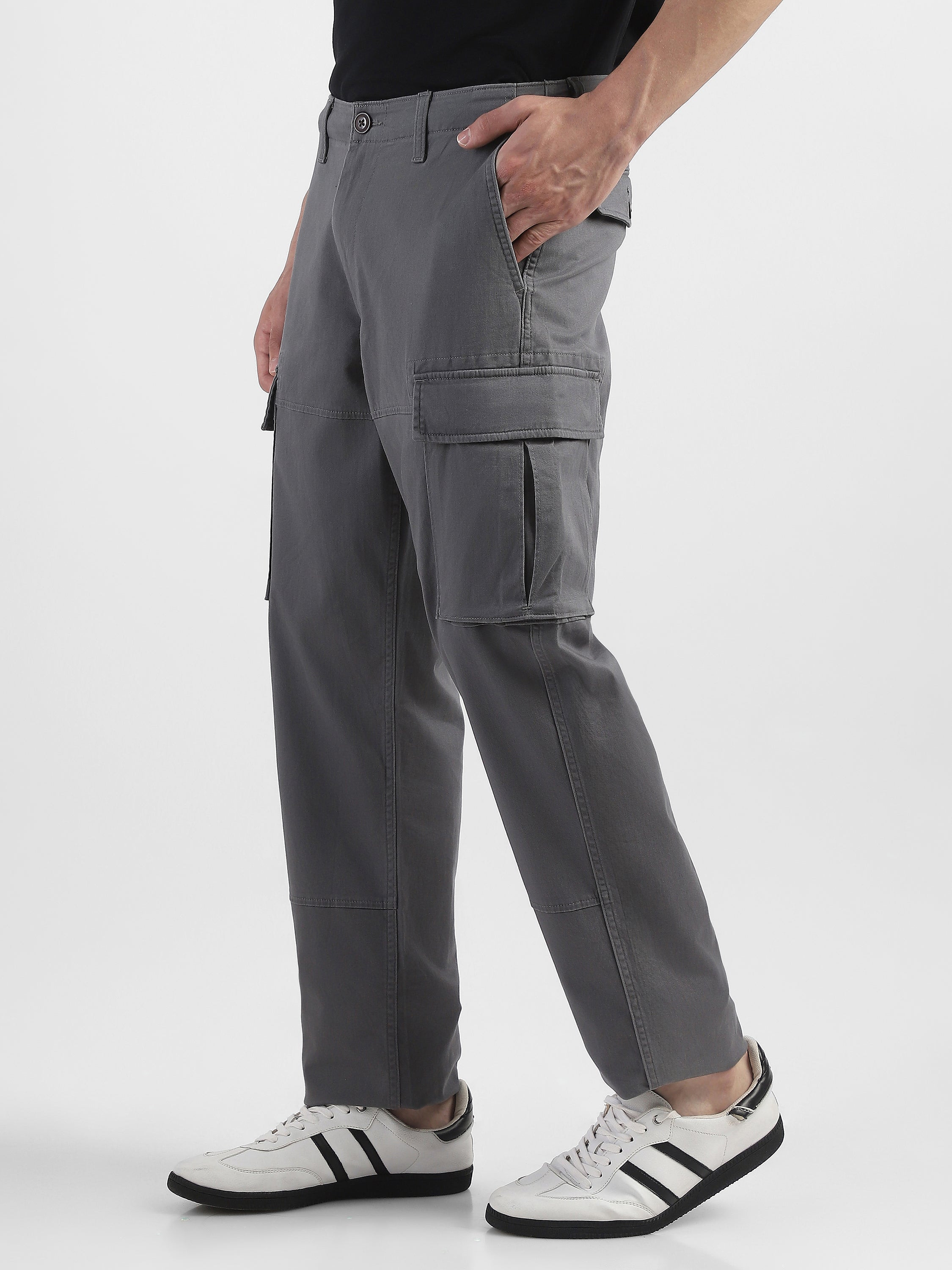 Men Grey  Cotton Mid Rise Cargo Pants