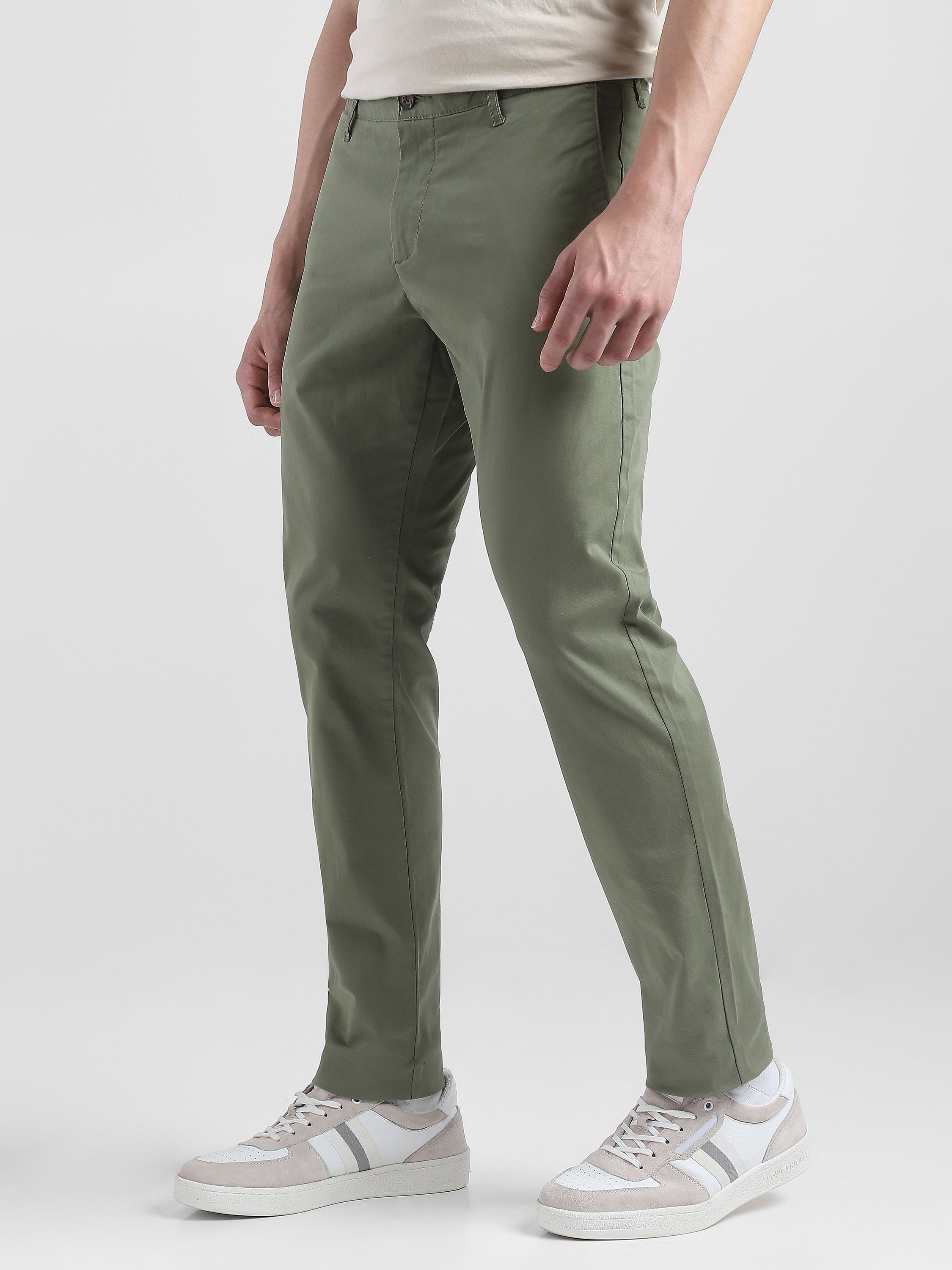 Men Olive Mid Rise Regular Fit Trouser