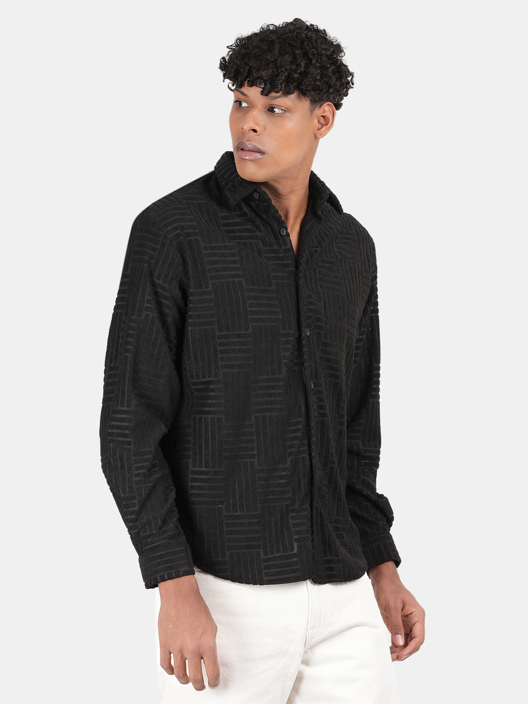 Men Black Slim Fit Spread Collar Full Sleeve Casual Shirt