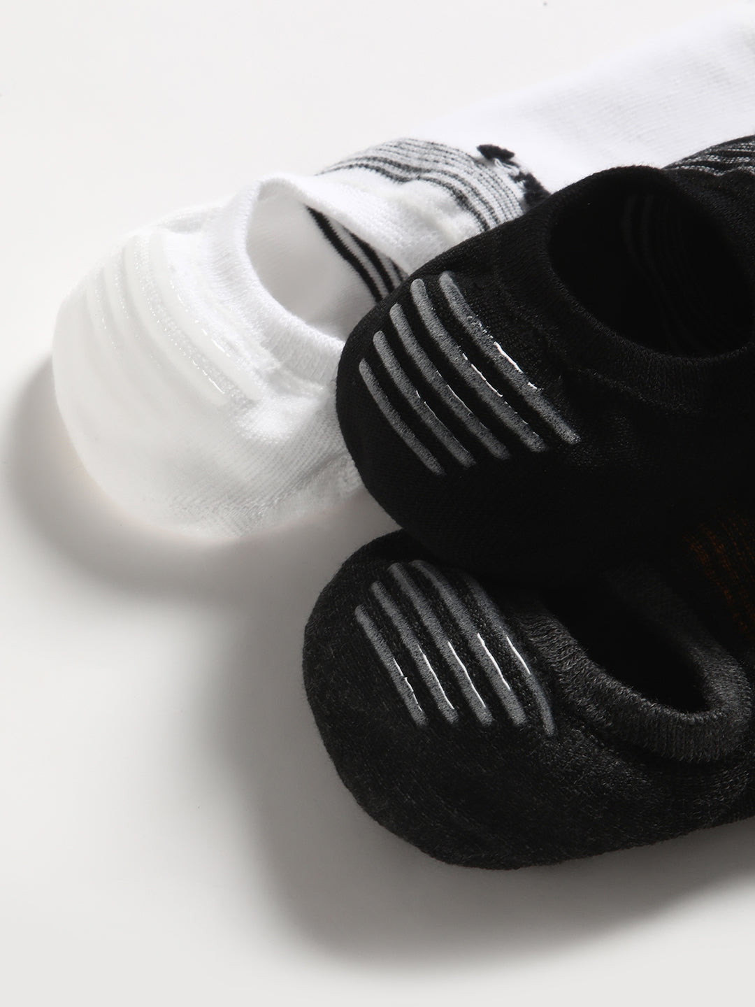 Men Multicolor Shoeliner Socks_Pack Of 3