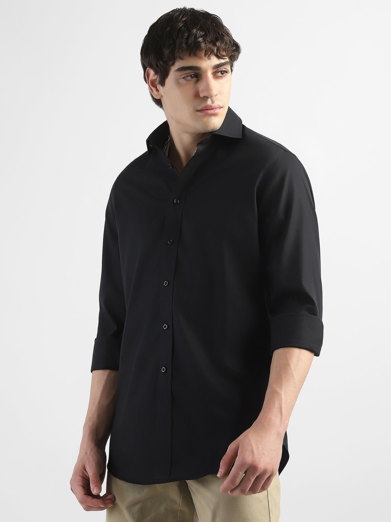 Men Black Spread Collar Shirt