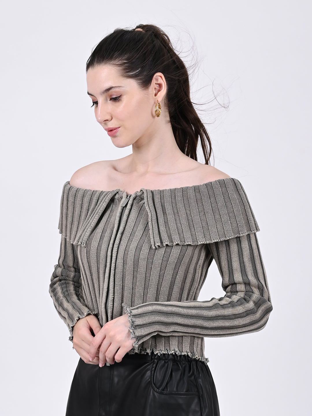 Women Striped Off-Shoulder Crop