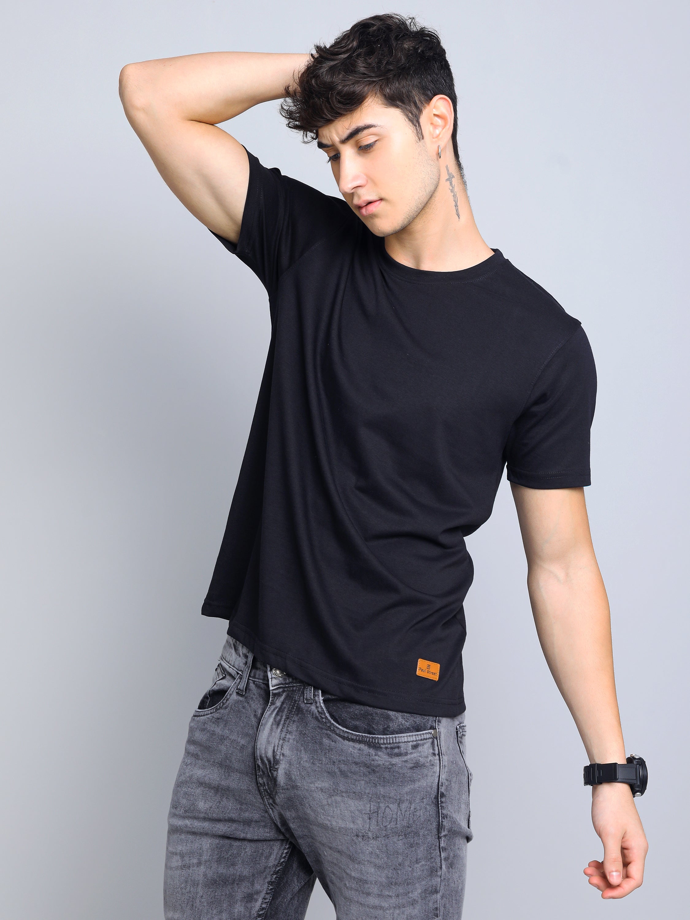 Men Plain Black T-Shirt