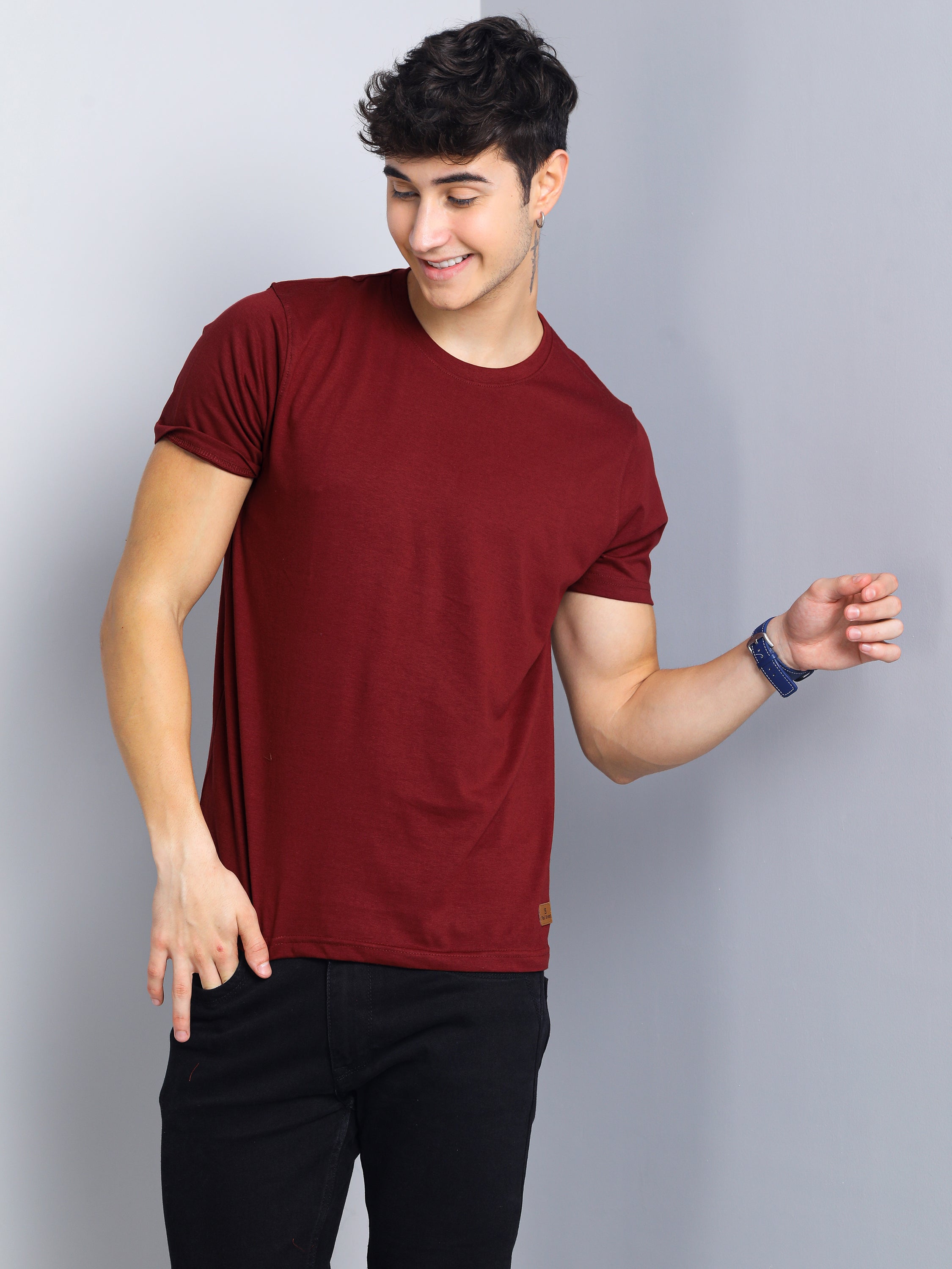 Men Plain Maroon T-Shirt