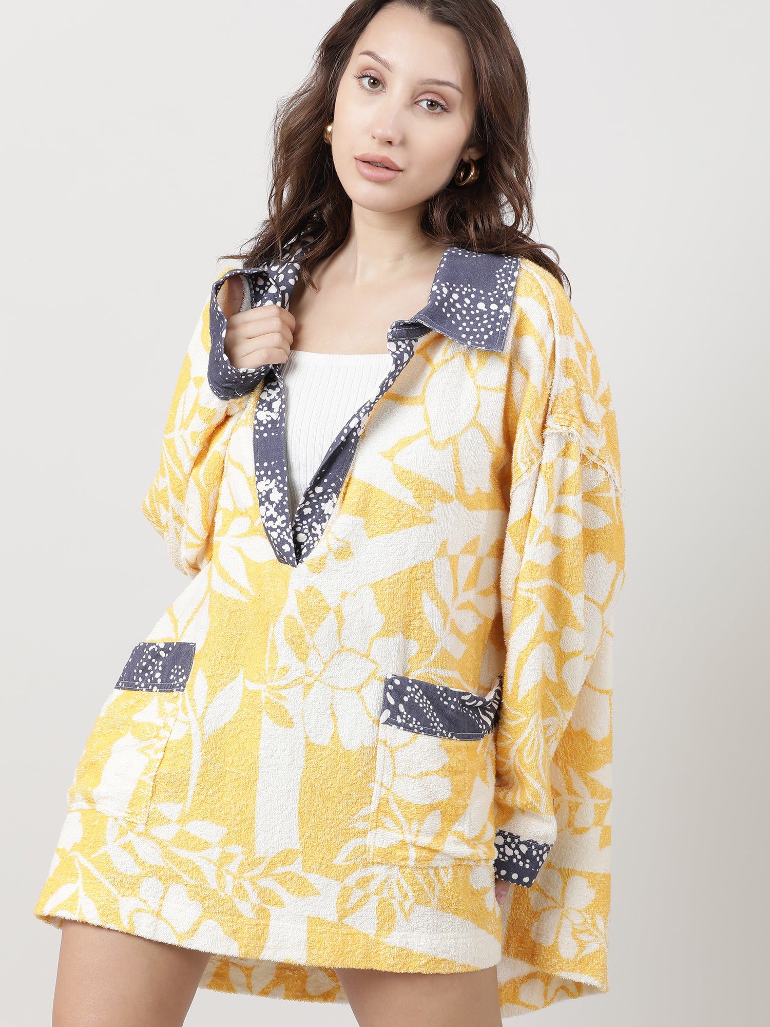 Women Relaxed Fit Light Yellow Floral Sweatshirt With Collar