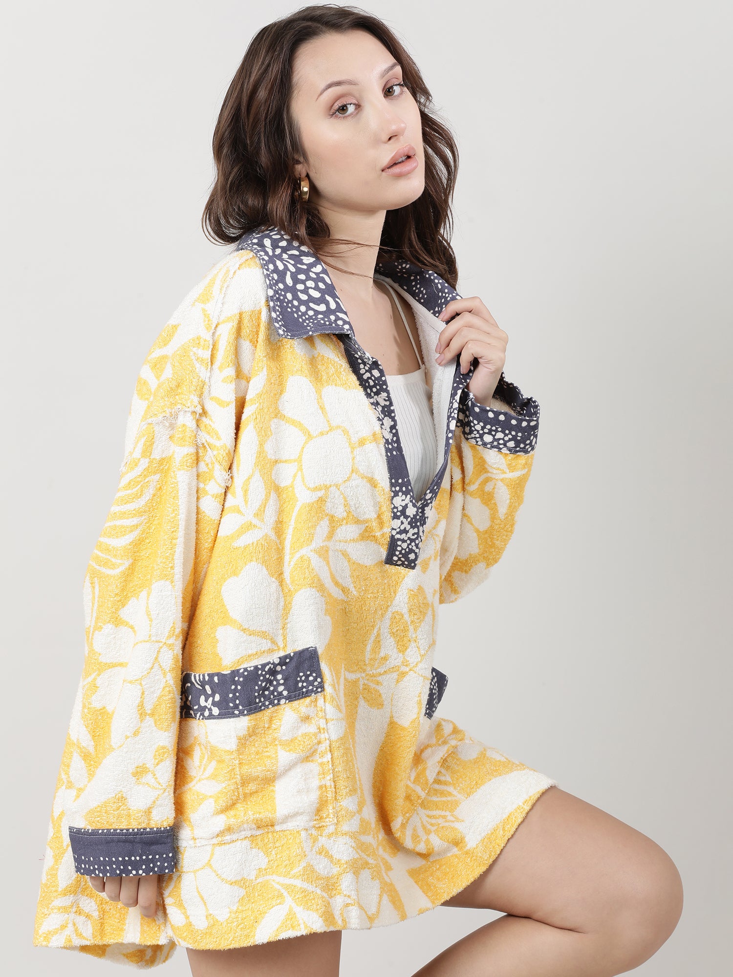 Women Relaxed Fit Light Yellow Floral Sweatshirt With Collar