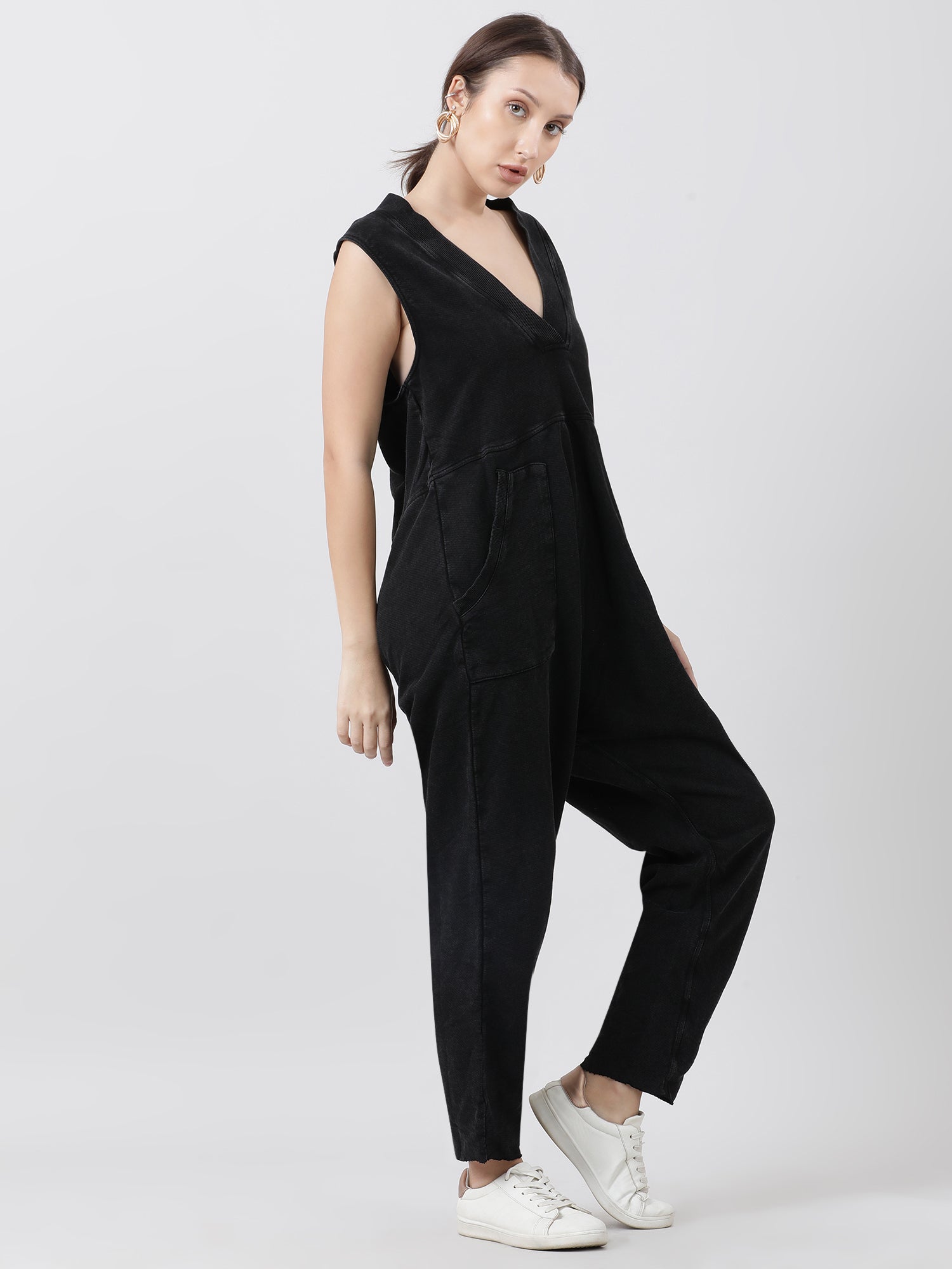 Women Relaxed Fit Black V Neck Jumpsuit With Pockets