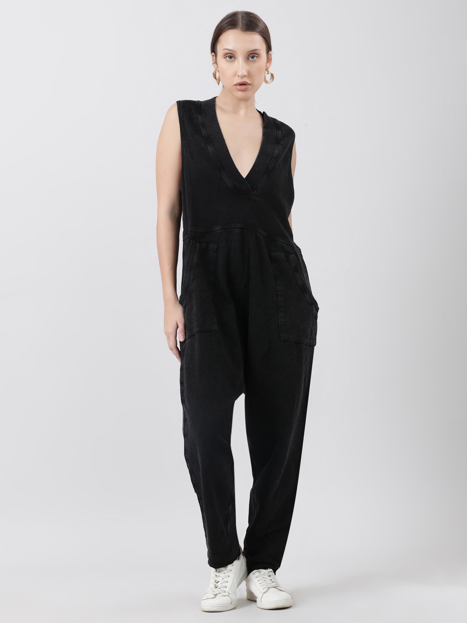 Women Relaxed Fit Black V Neck Jumpsuit With Pockets