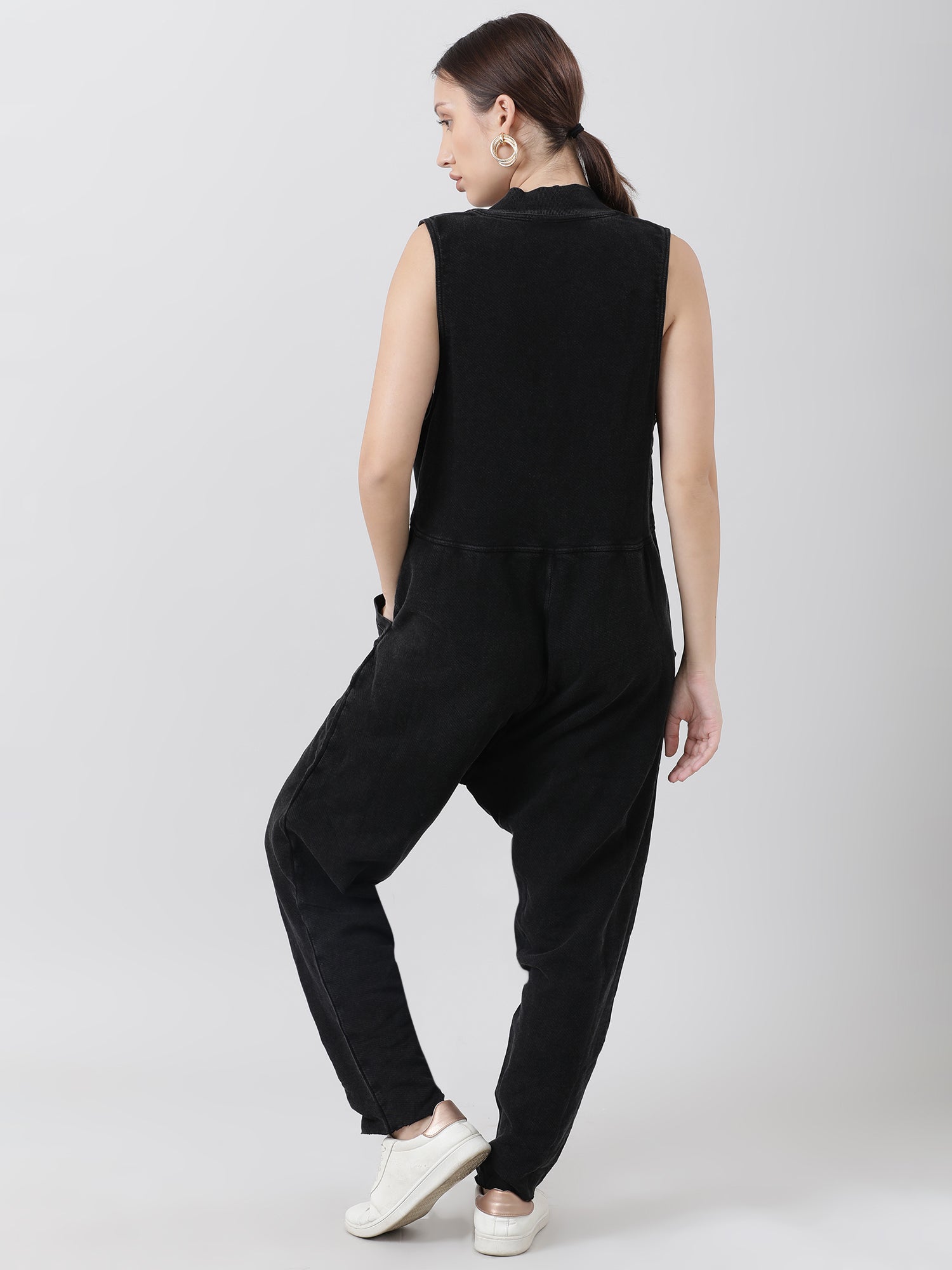 Women Relaxed Fit Black V Neck Jumpsuit With Pockets