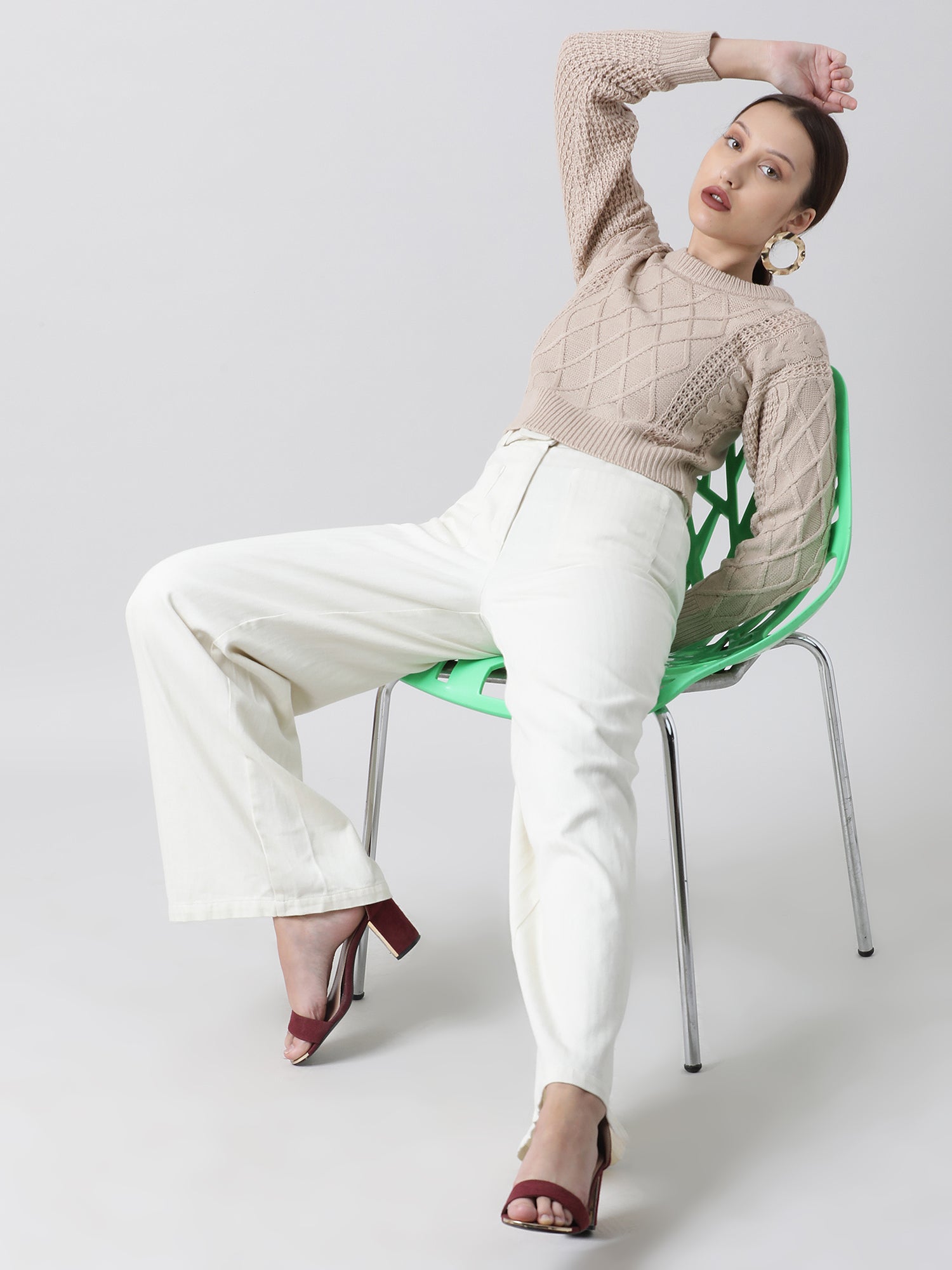 Women Regular Fit Knitted Beige Cropped Sweater