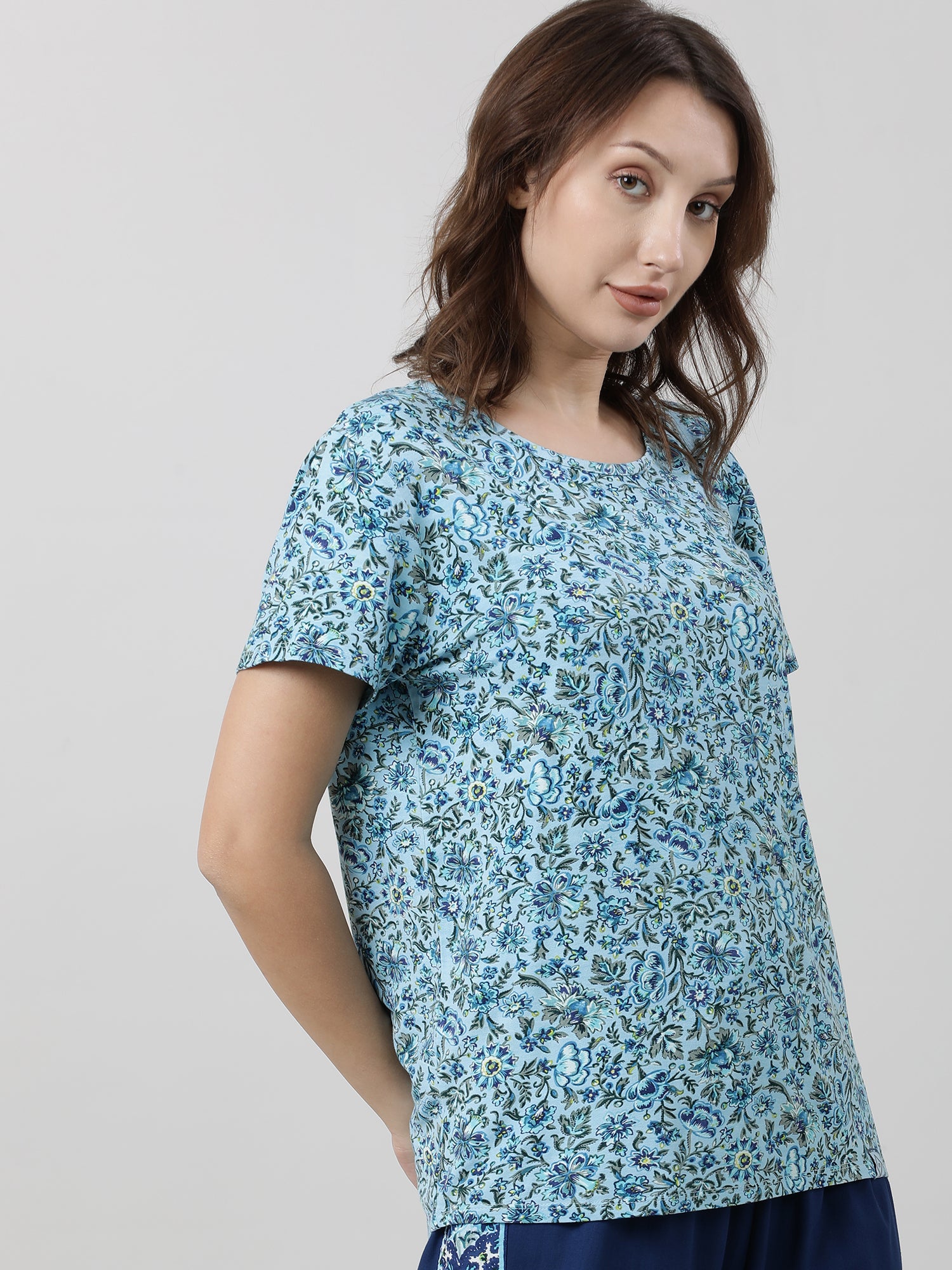 Women Floral Print Regular Fit shirt