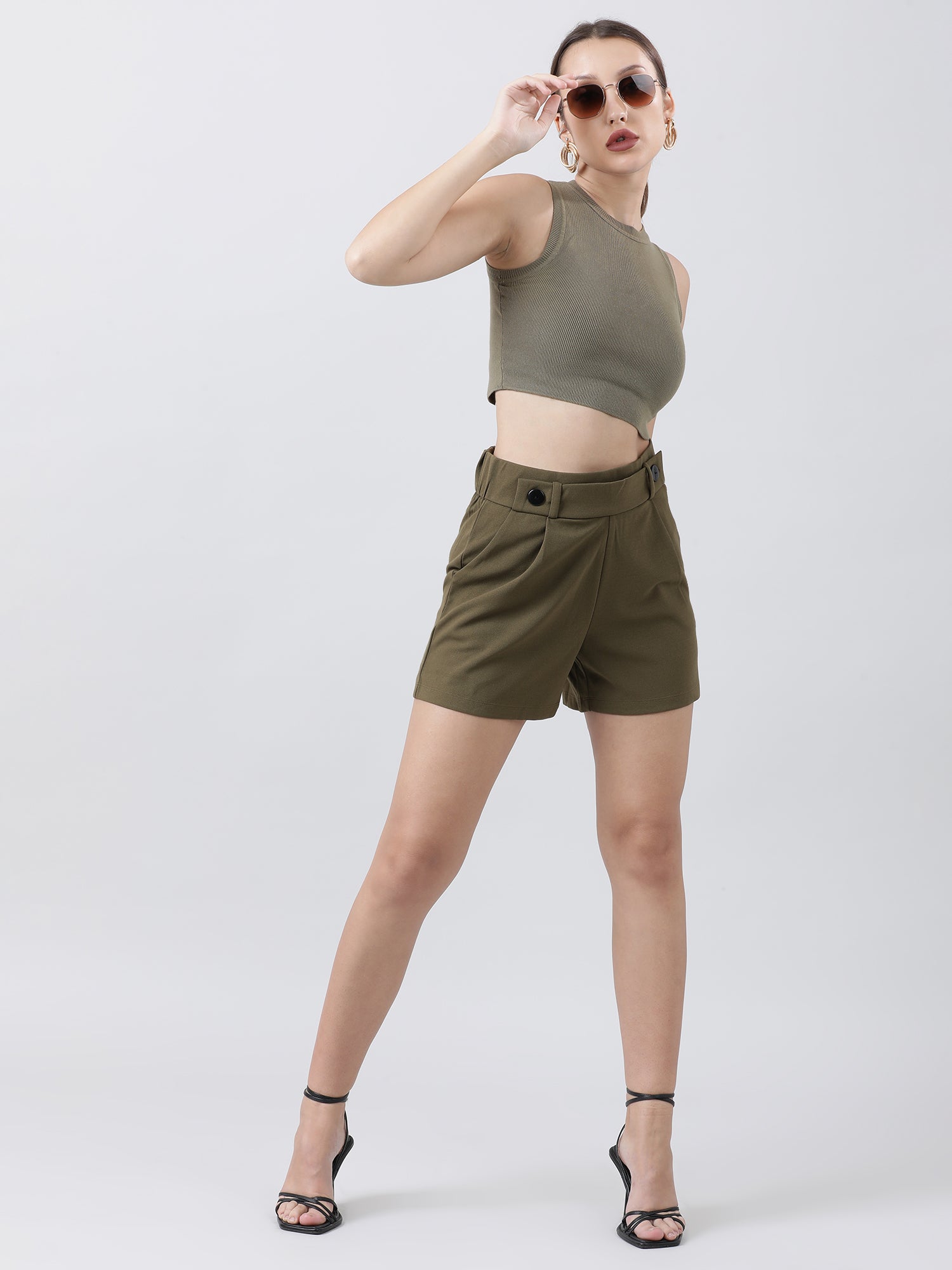 Women Slim Fit Olive Green Shorts With Insert Pockets