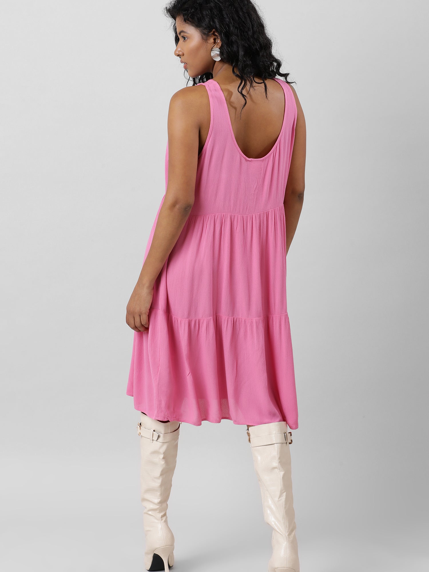 Pretty In Pink Sleeveless Midi Dress