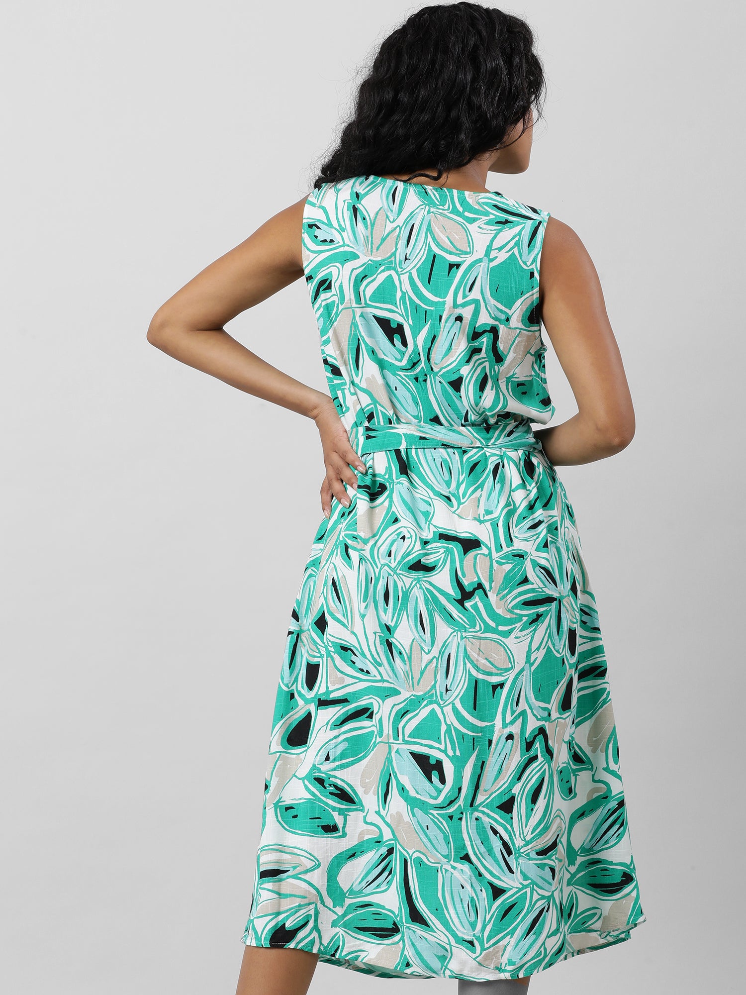 Chic Sleeveless Green Print Dress