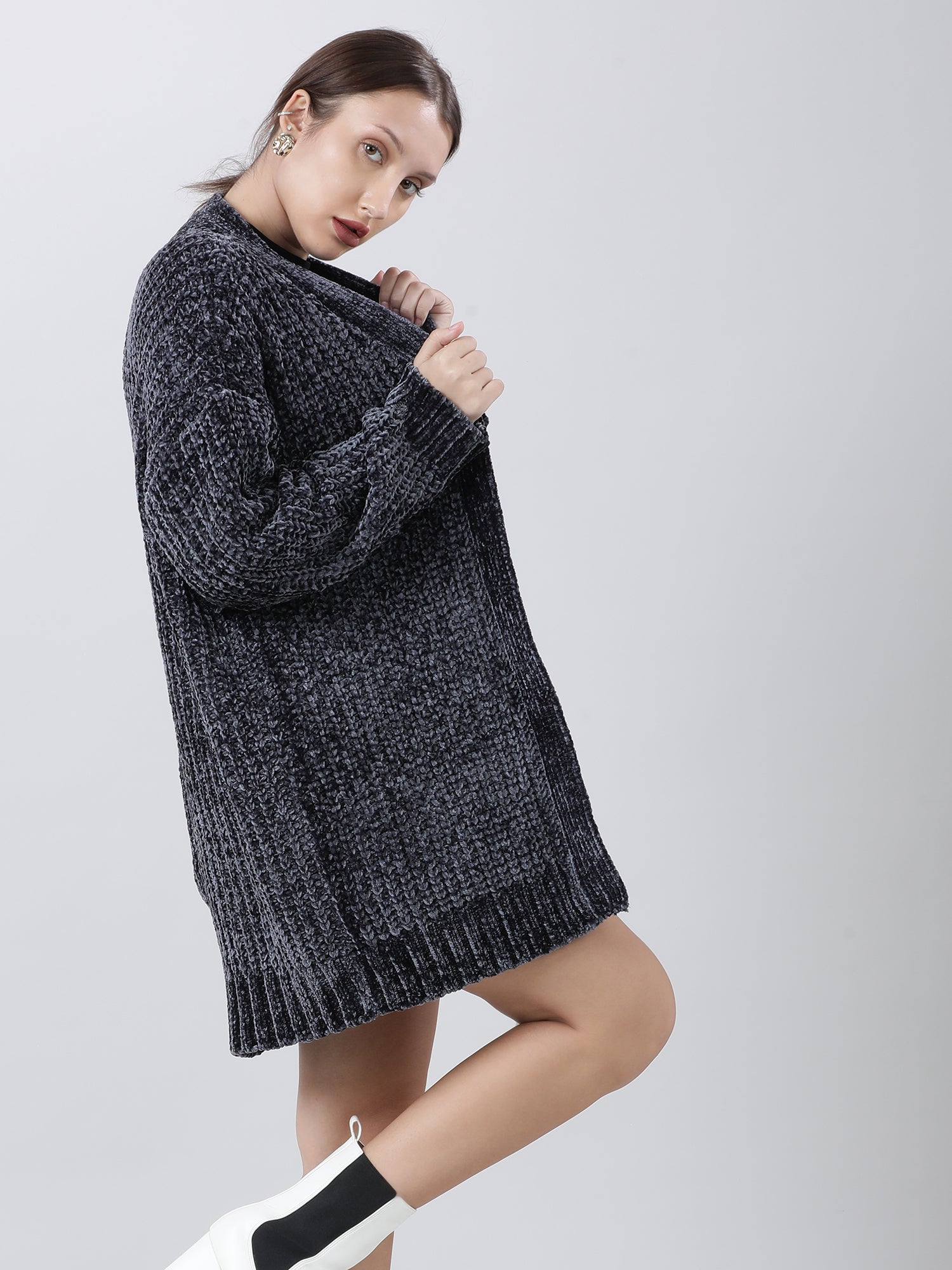 Women Relaxed Fit Dark Grey Front Open Knitted Shrug