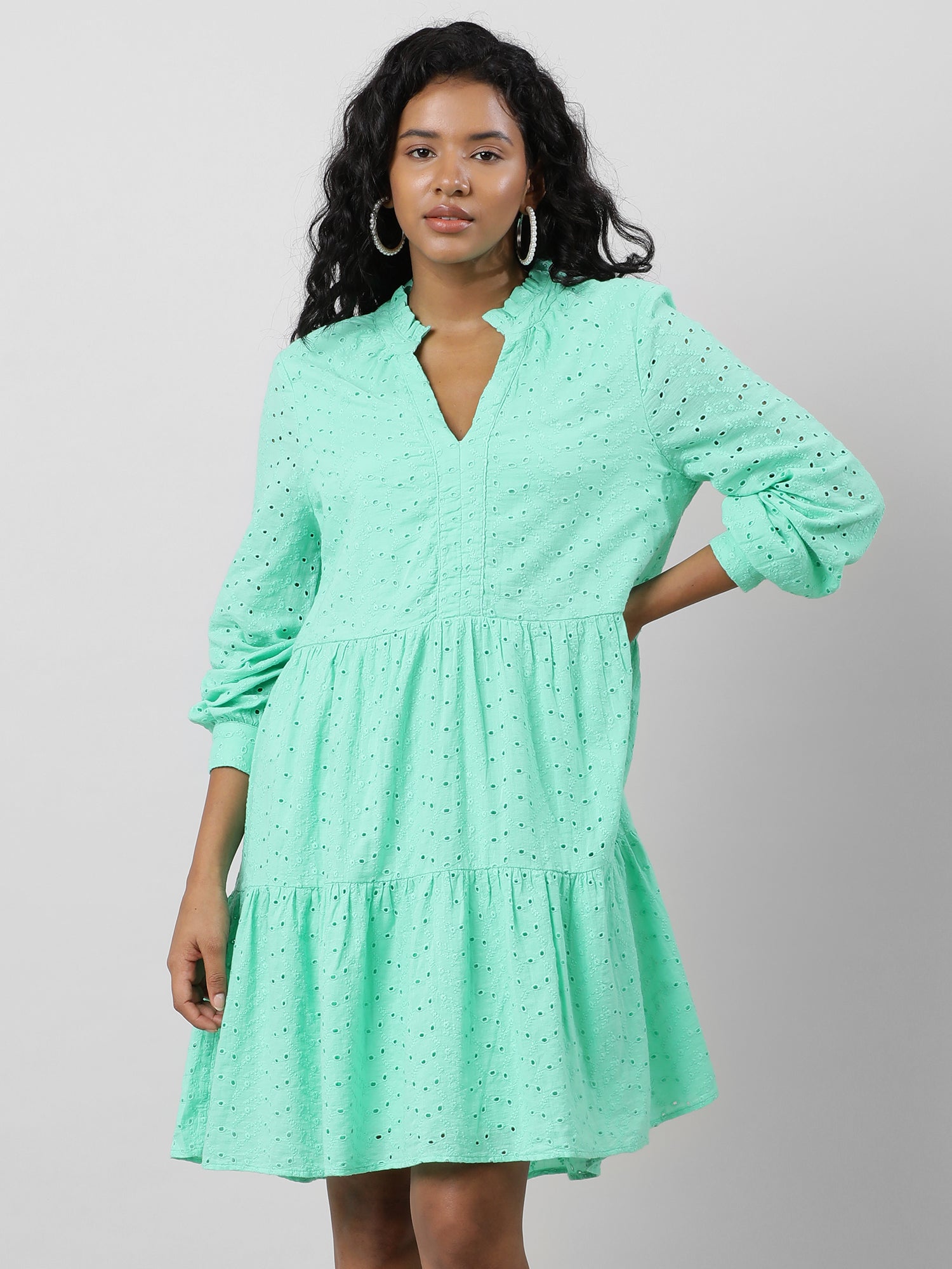Chic Textured Solid Midi Dress – FYVA