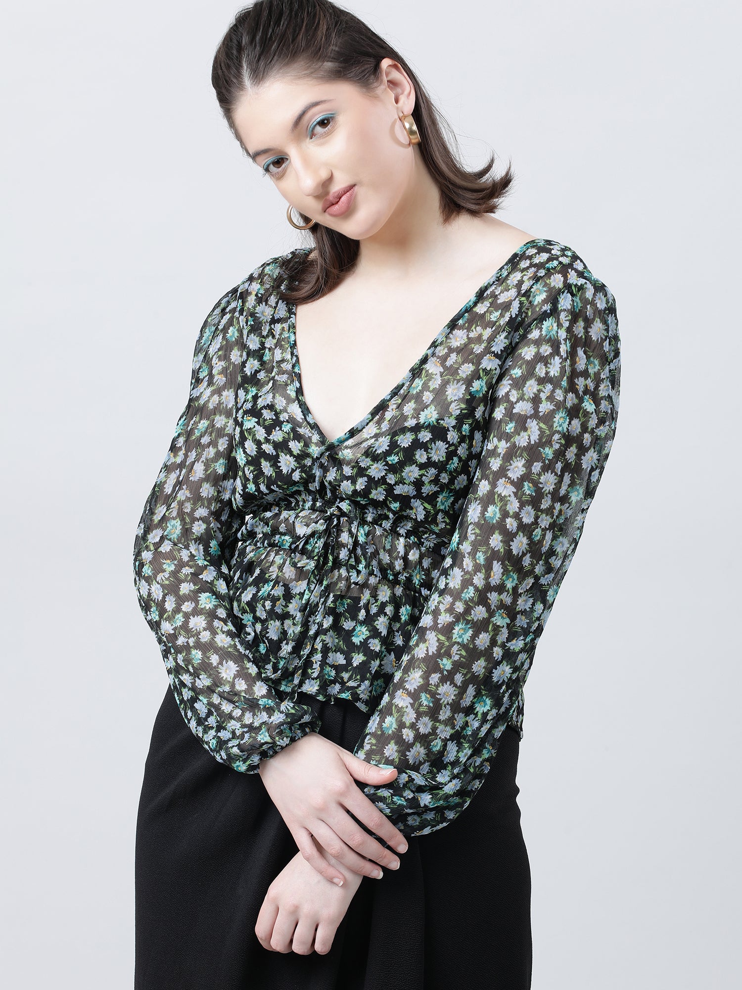 Women Relaxed Fit Printed V Neck Green Top