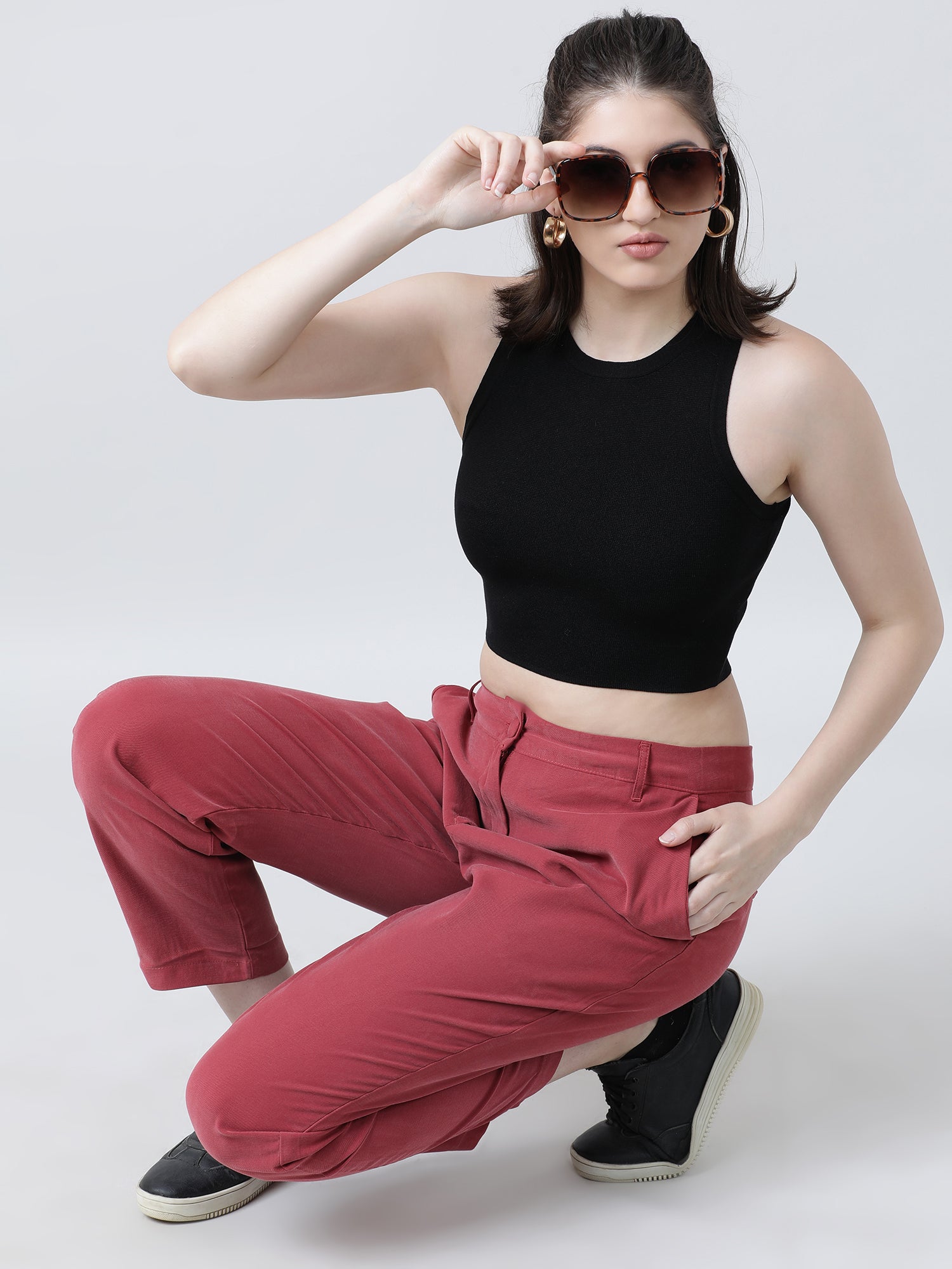 Women Slim Fit Black Sleeveless Crop Top