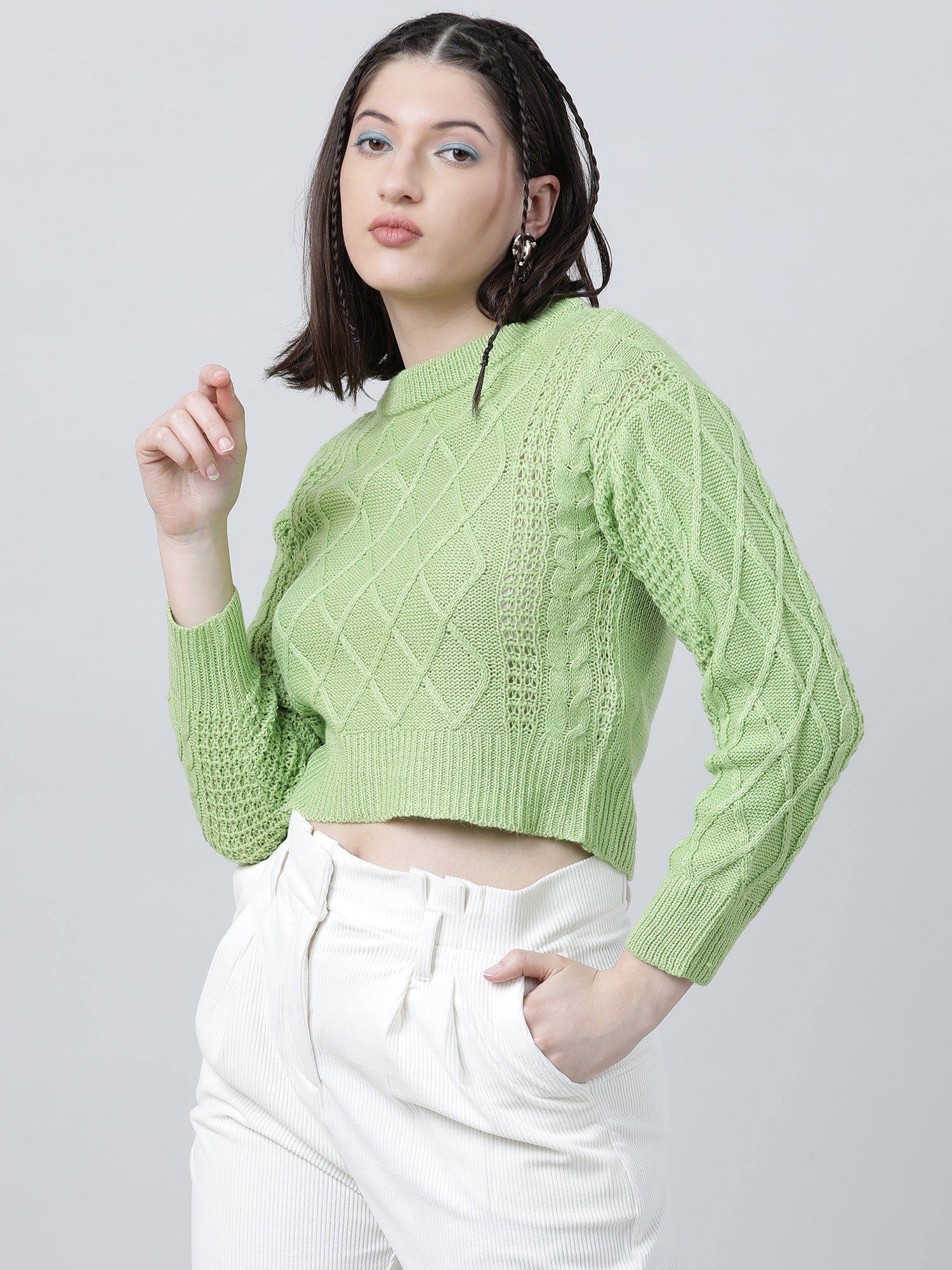 Women Regular Fit Knitted Green Cropped Sweater