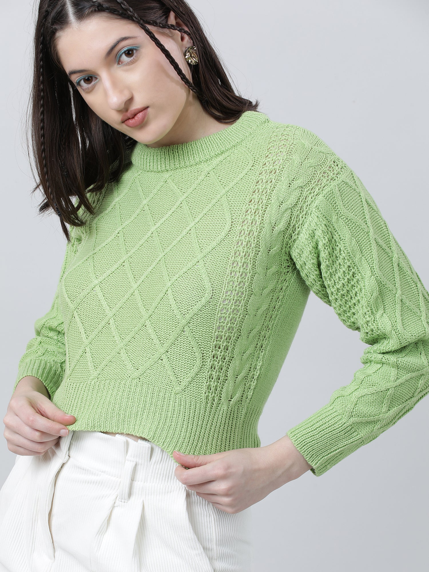 Women Regular Fit Knitted Green Cropped Sweater