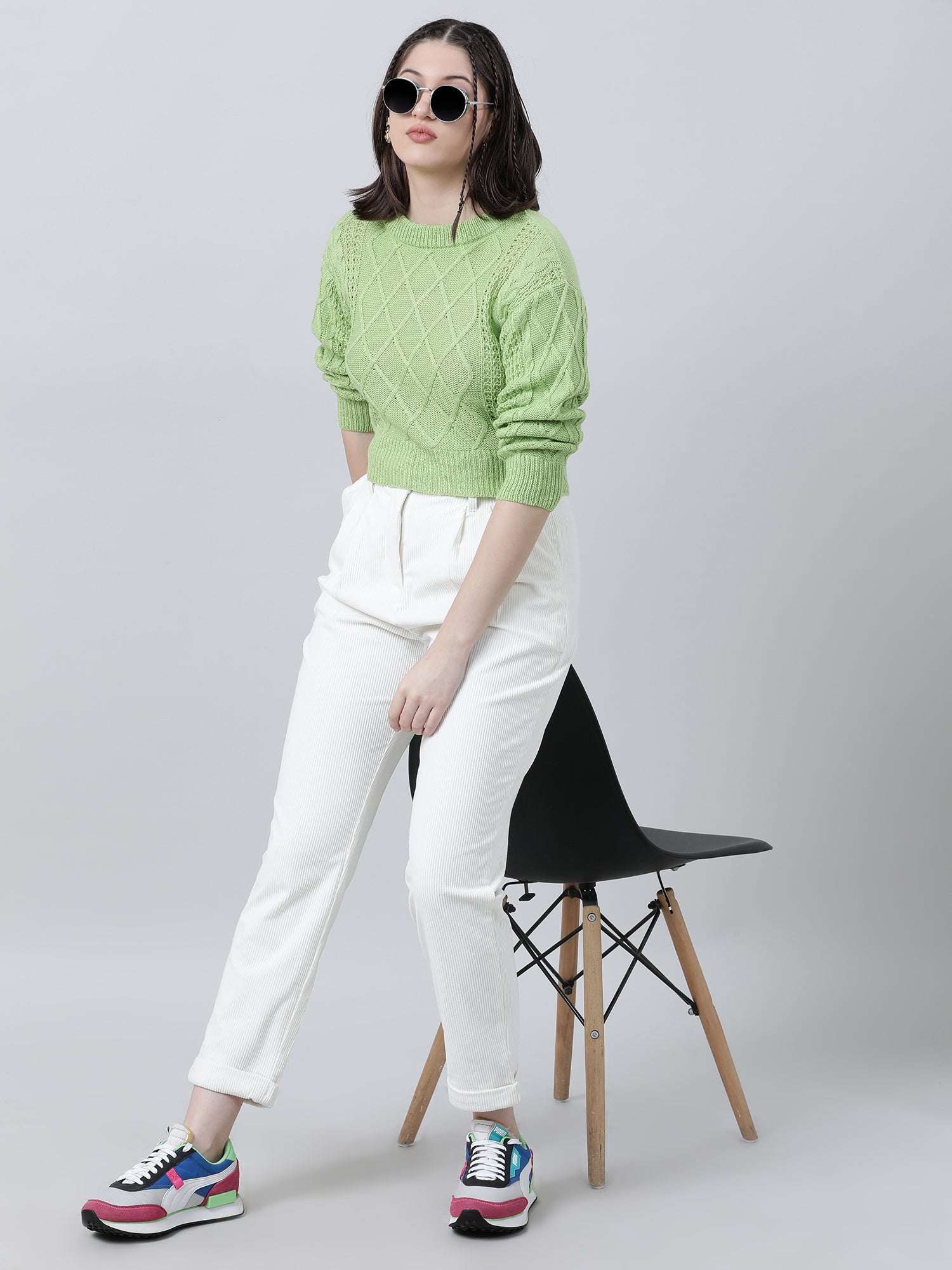 Women Regular Fit Knitted Green Cropped Sweater