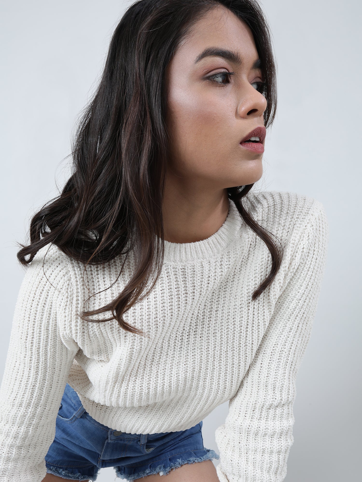 Women Slim Fit Knitted Round Neck Cream Sweater