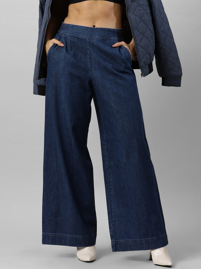 Women Solid Regular Navy Pant