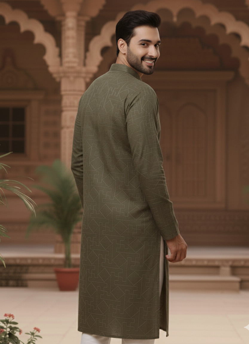 Men Green Zig Zag Embroidered Kurta