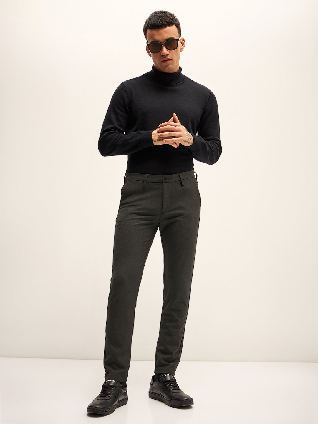 Men Olive Solid 4 Way Stretch Formal Trouser